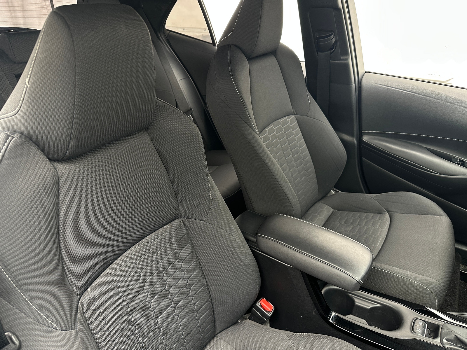 Thumbnail: 2022 Toyota Corolla - 2