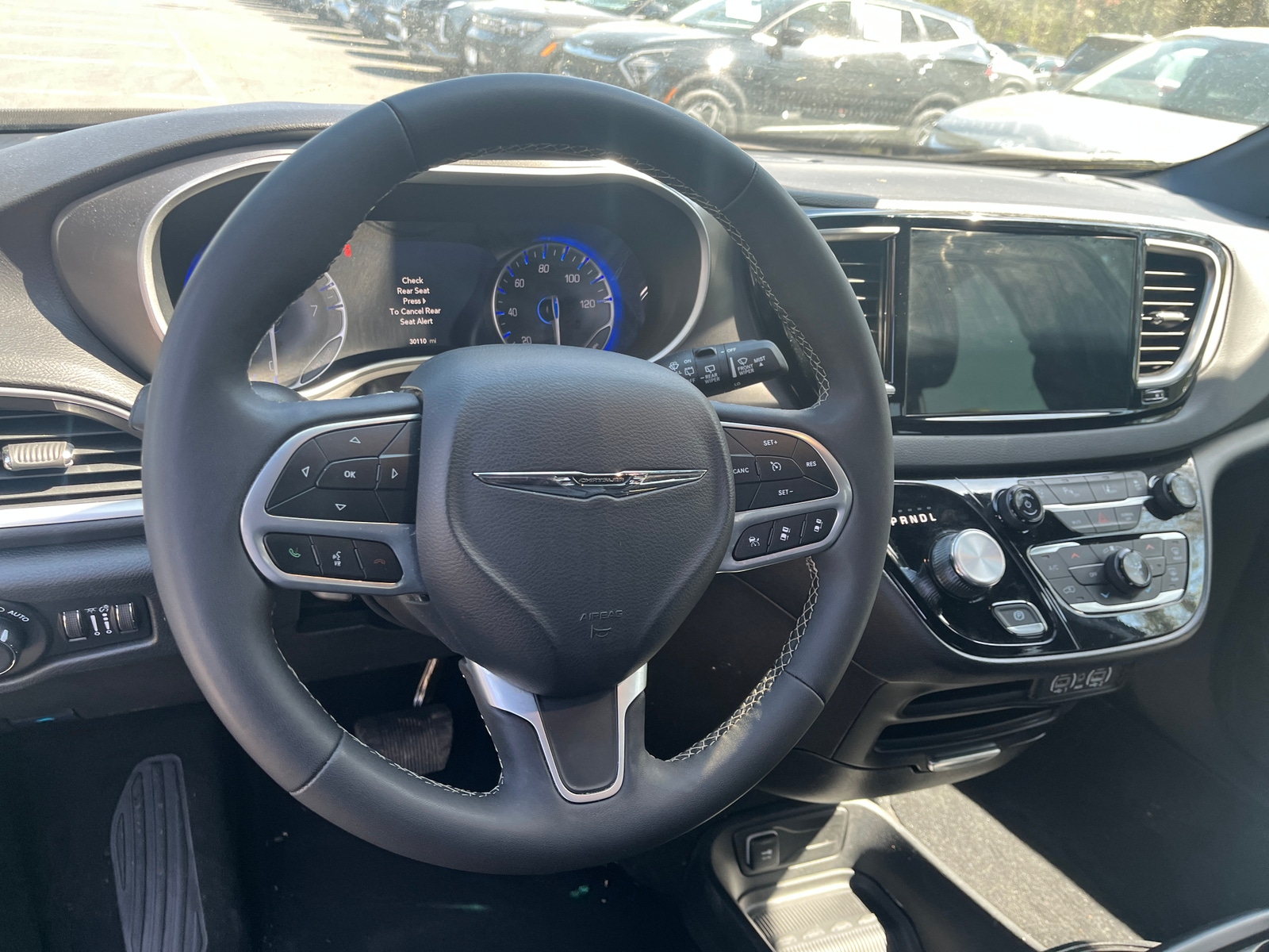 Thumbnail: 2025 Chrysler Pacifica - 5