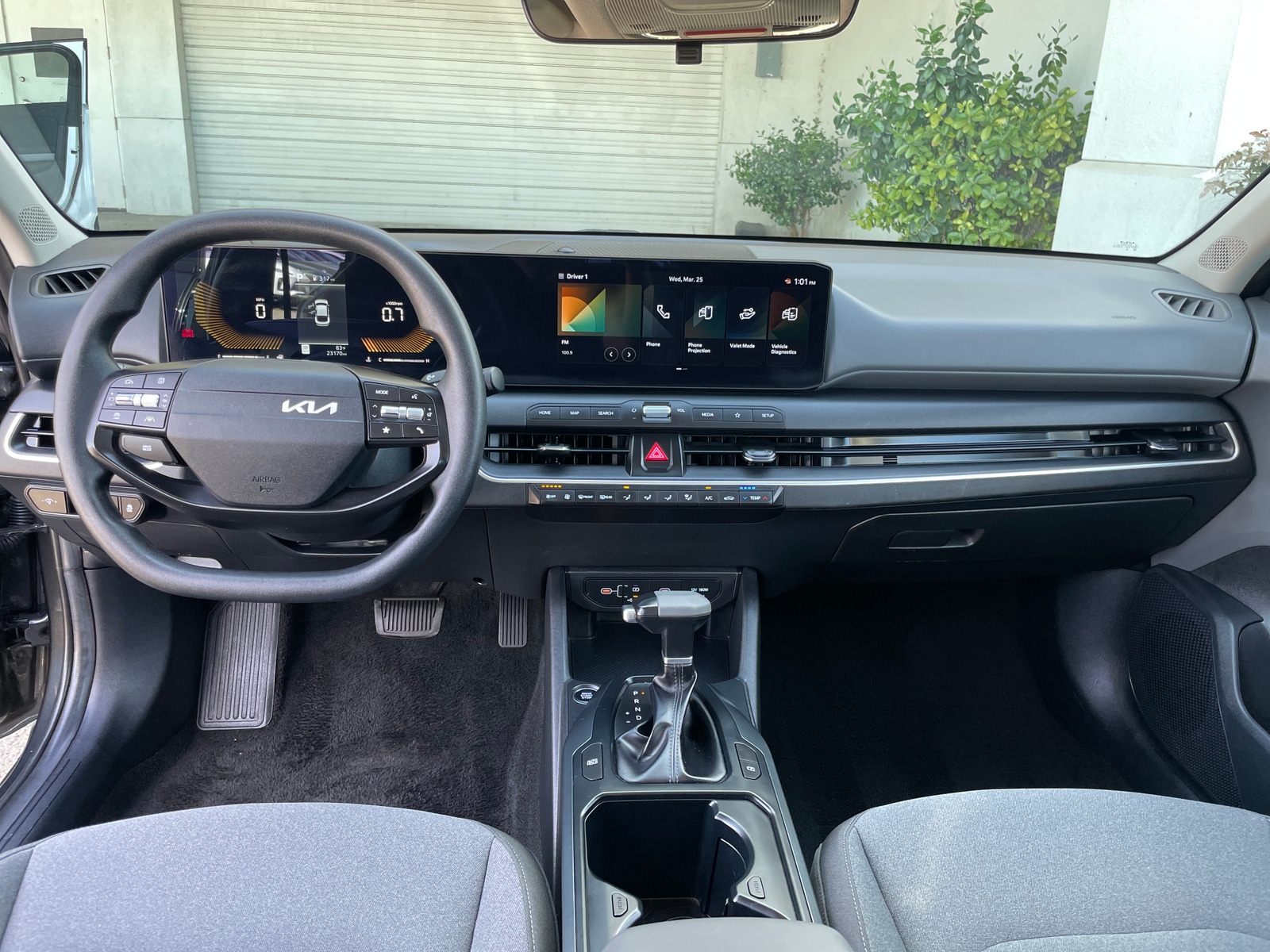 Thumbnail: 2025 Kia K4 - 3