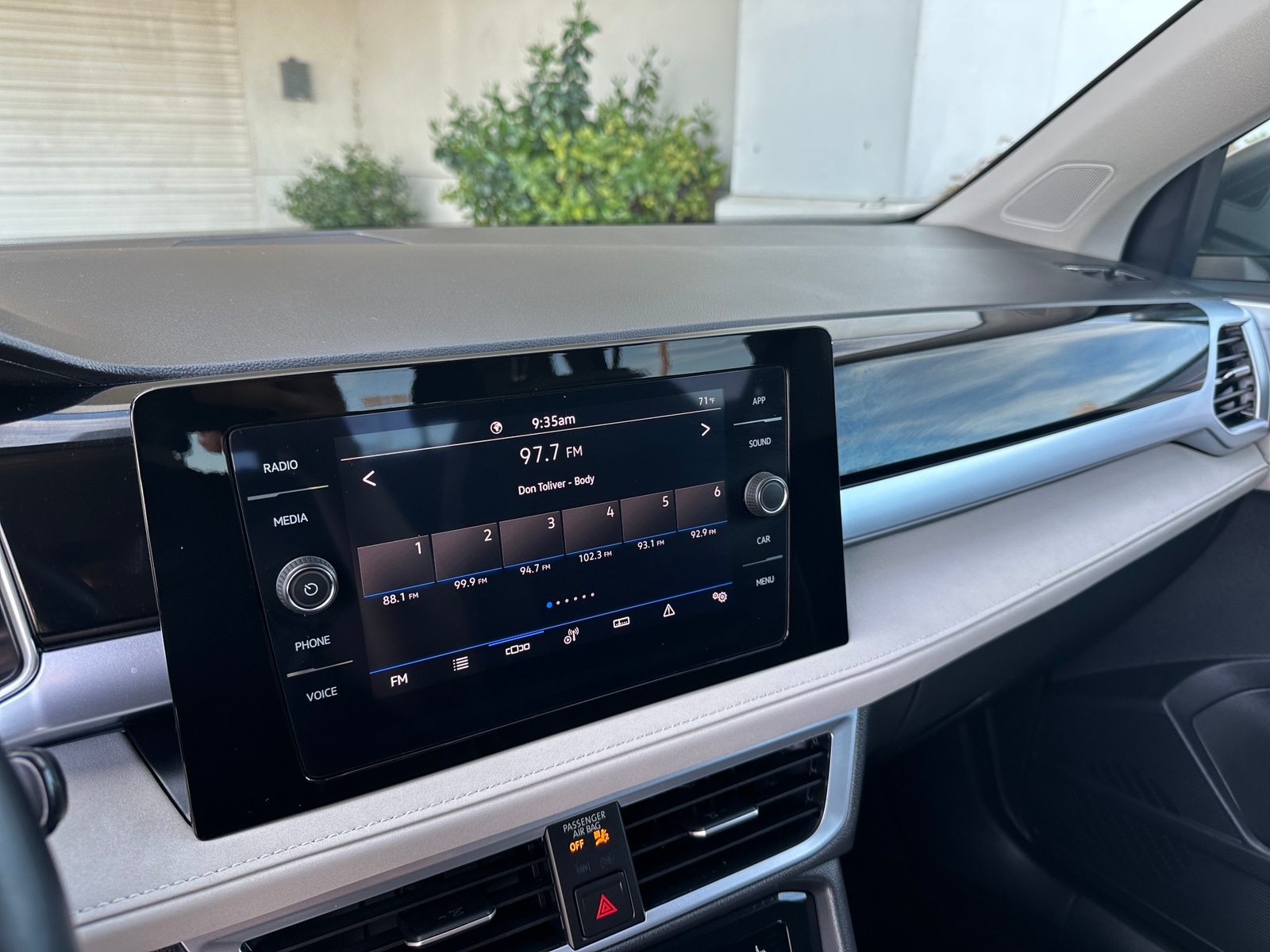 Thumbnail: 2025 Volkswagen Taos - 4