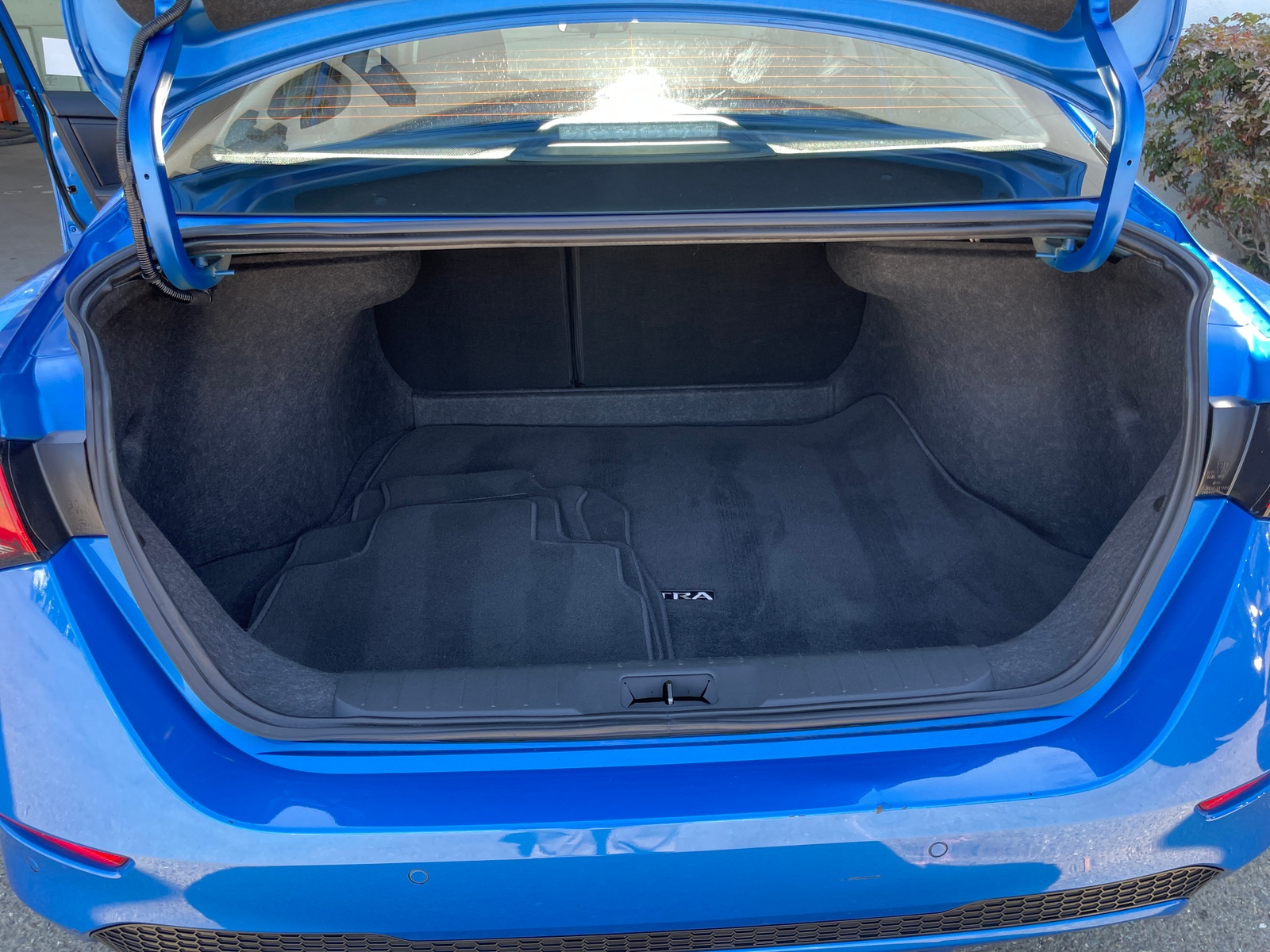 Thumbnail: 2025 Nissan Sentra - 6