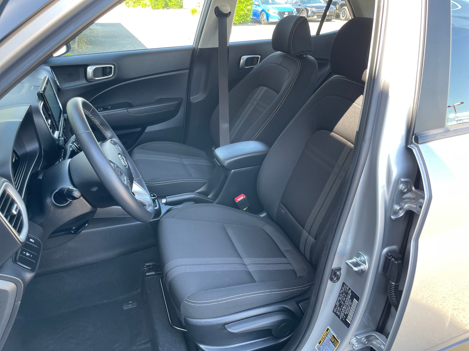 Thumbnail: 2025 Hyundai Venue - 2