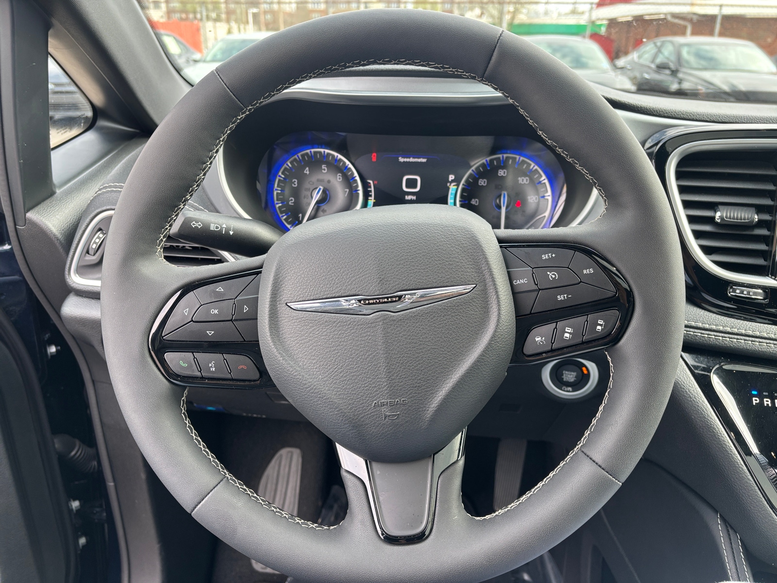 Thumbnail: 2025 Chrysler Pacifica - 5