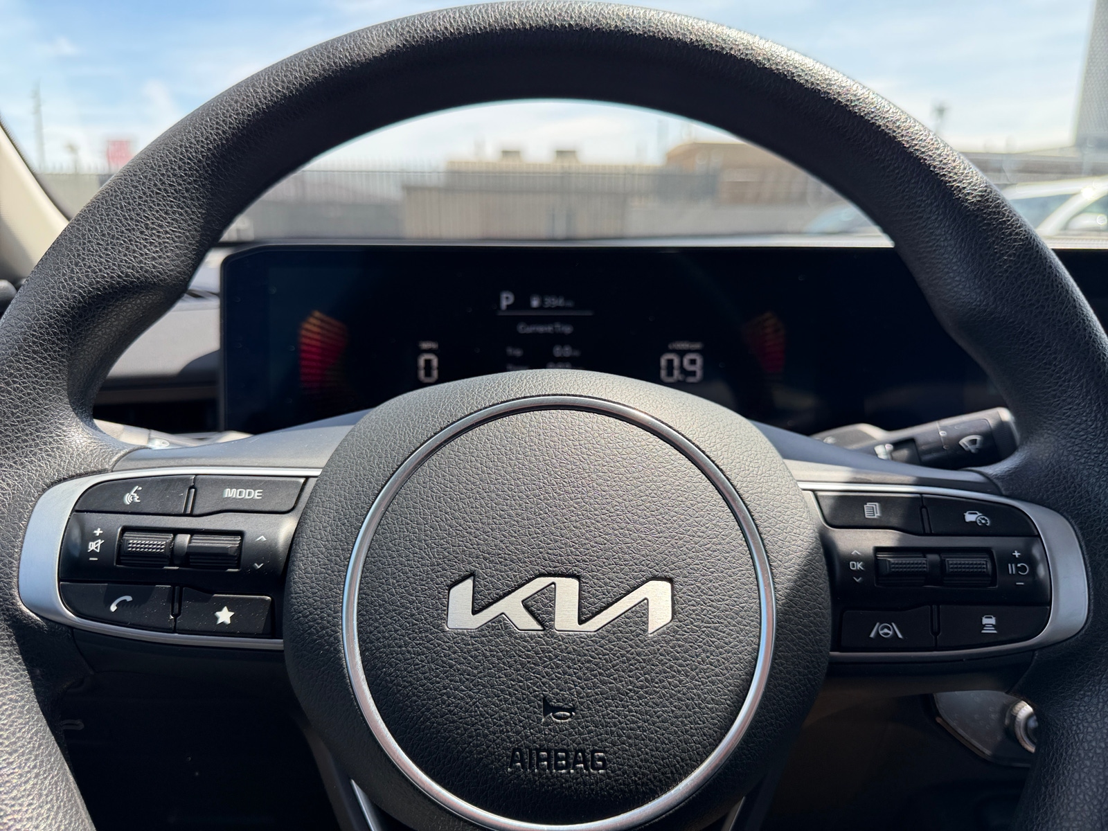 Thumbnail: 2025 Kia K5 - 5