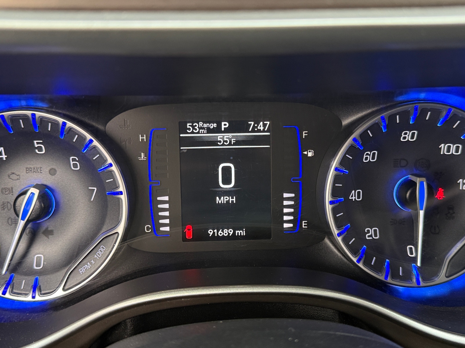 Thumbnail: 2020 Chrysler Voyager - 4