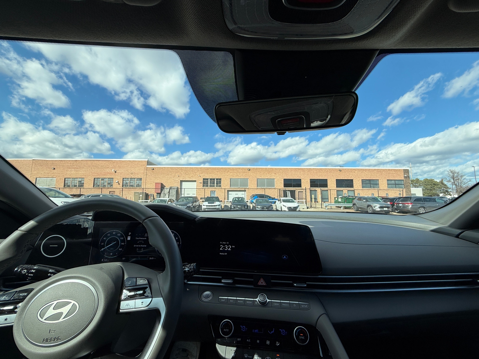 Thumbnail: 2025 Hyundai Elantra - 3