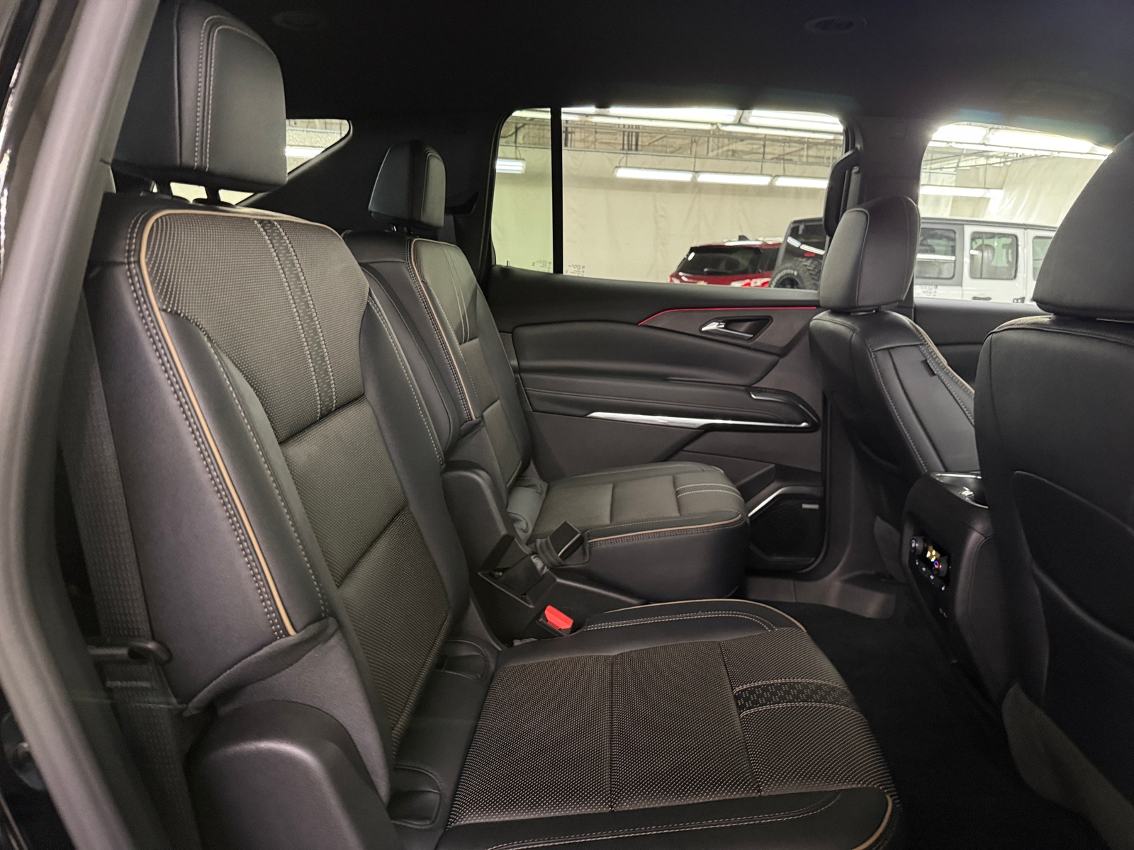 Thumbnail: 2026 Chevrolet Traverse - 5