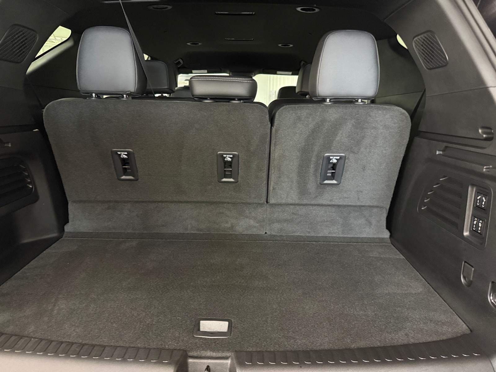 Thumbnail: 2026 Chevrolet Traverse - 6