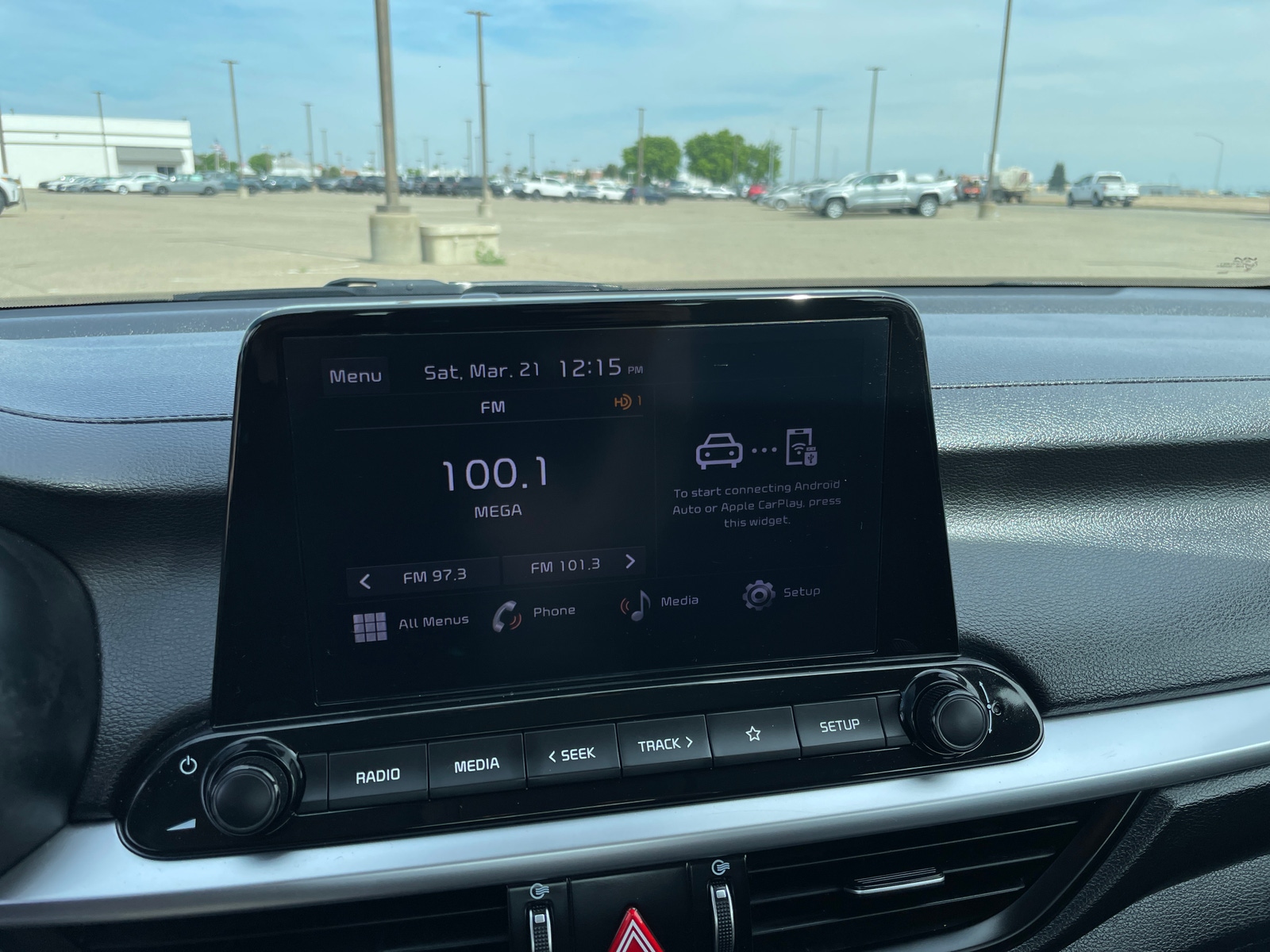 Thumbnail: 2024 Kia Forte - 4