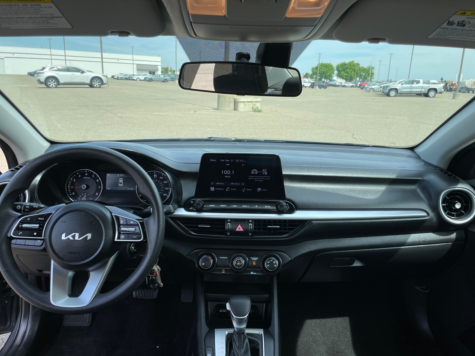 Thumbnail: 2024 Kia Forte - 3