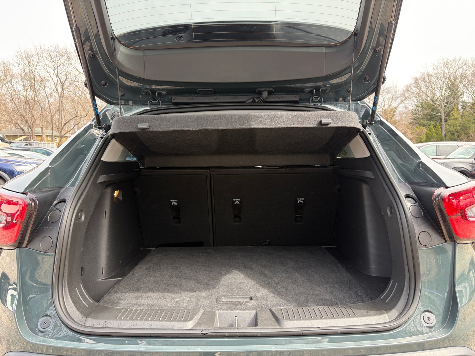 Thumbnail: 2025 Chevrolet Trax - 6