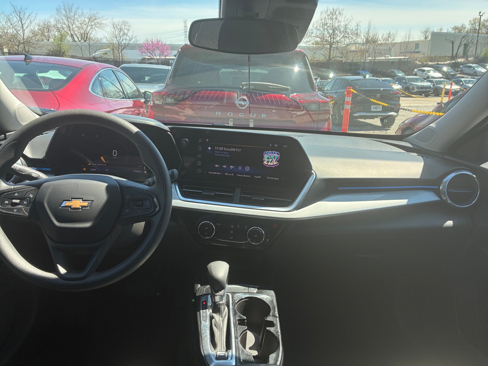 Thumbnail: 2025 Chevrolet Trax - 3