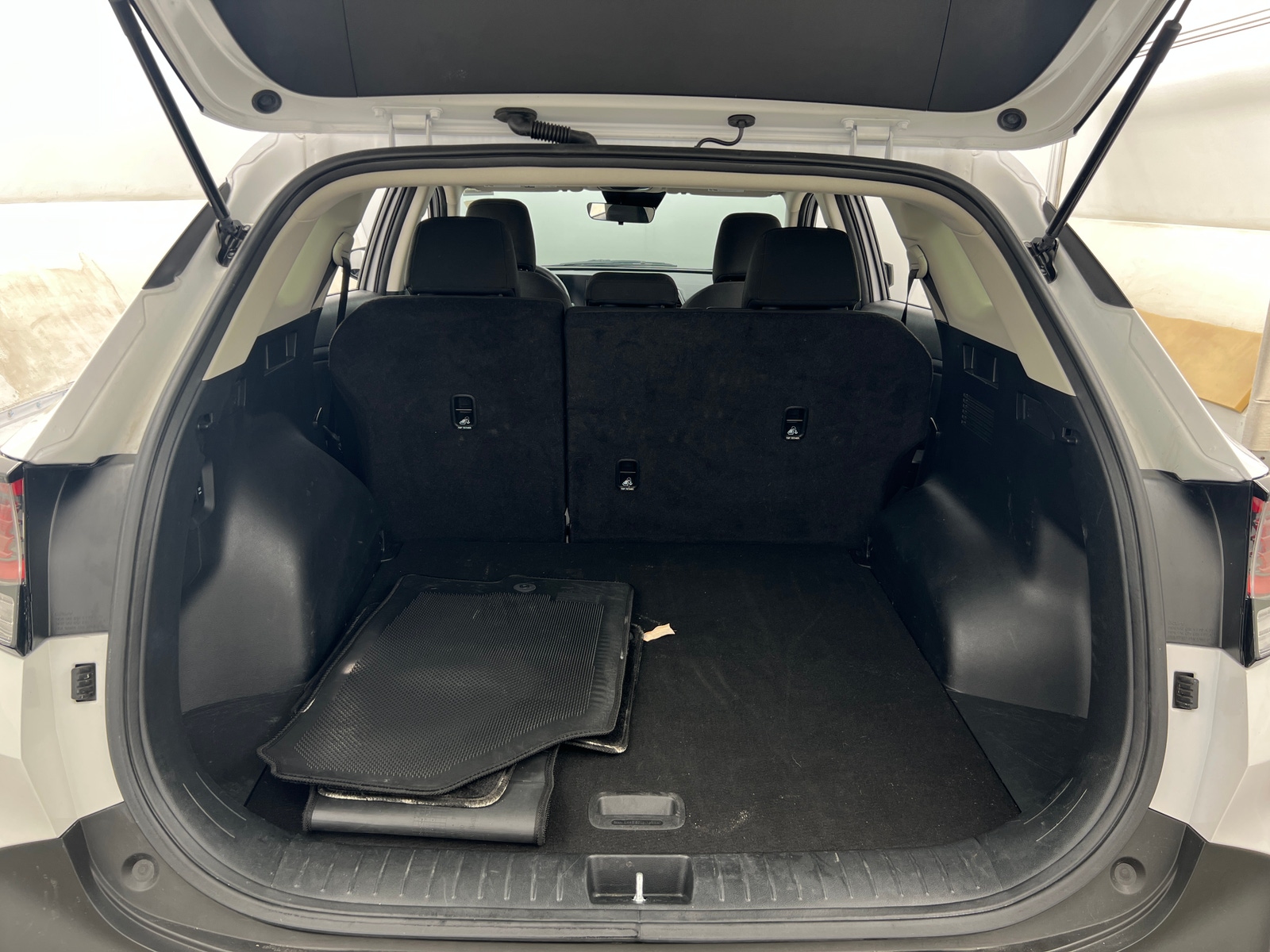 Thumbnail: 2025 Kia Sportage - 7