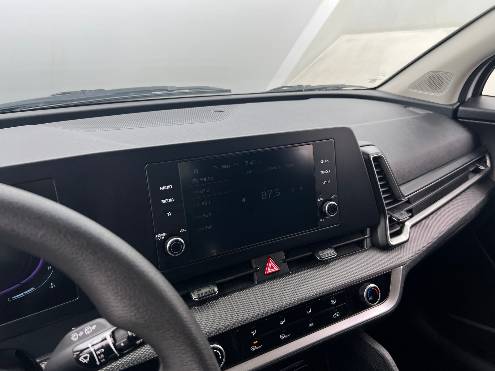 Thumbnail: 2025 Kia Sportage - 4