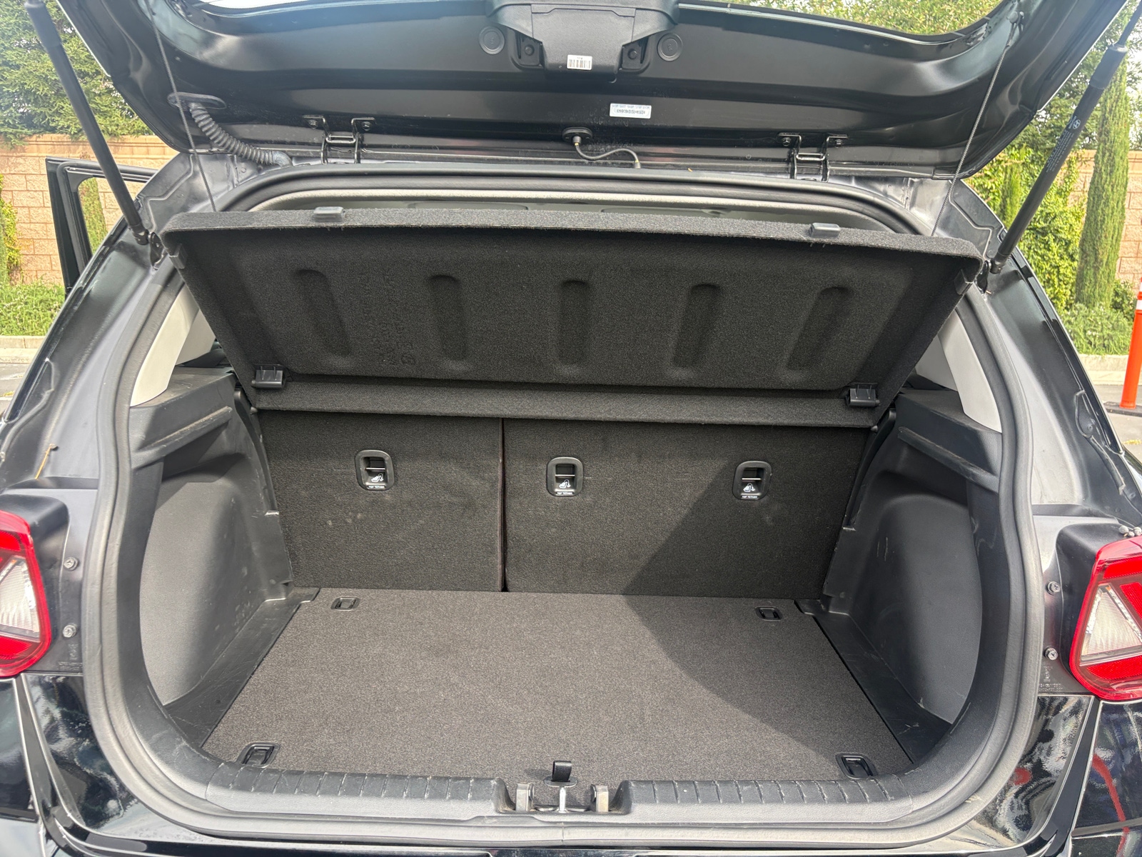 Thumbnail: 2025 Hyundai Venue - 6