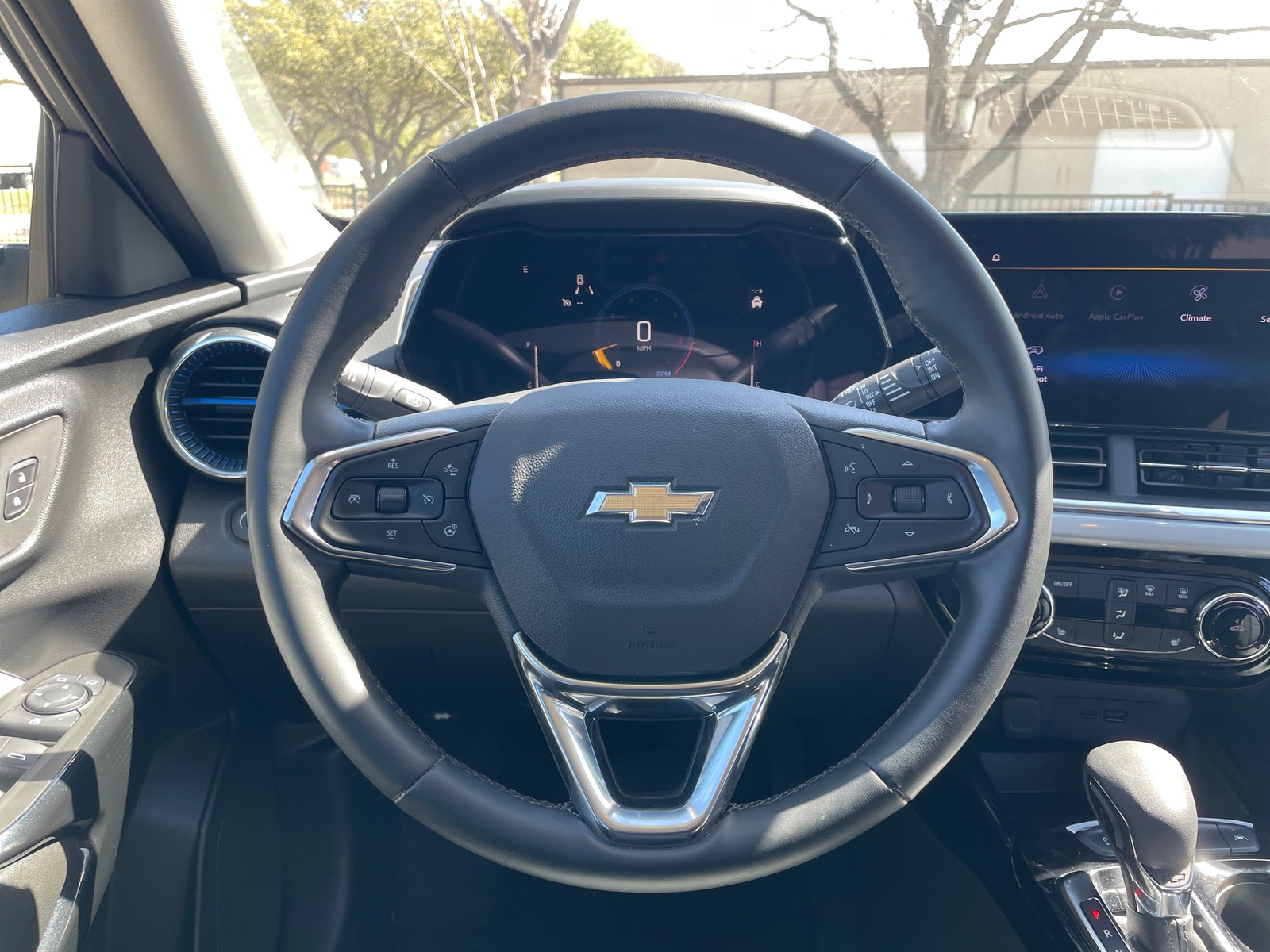 Thumbnail: 2025 Chevrolet Trax - 5