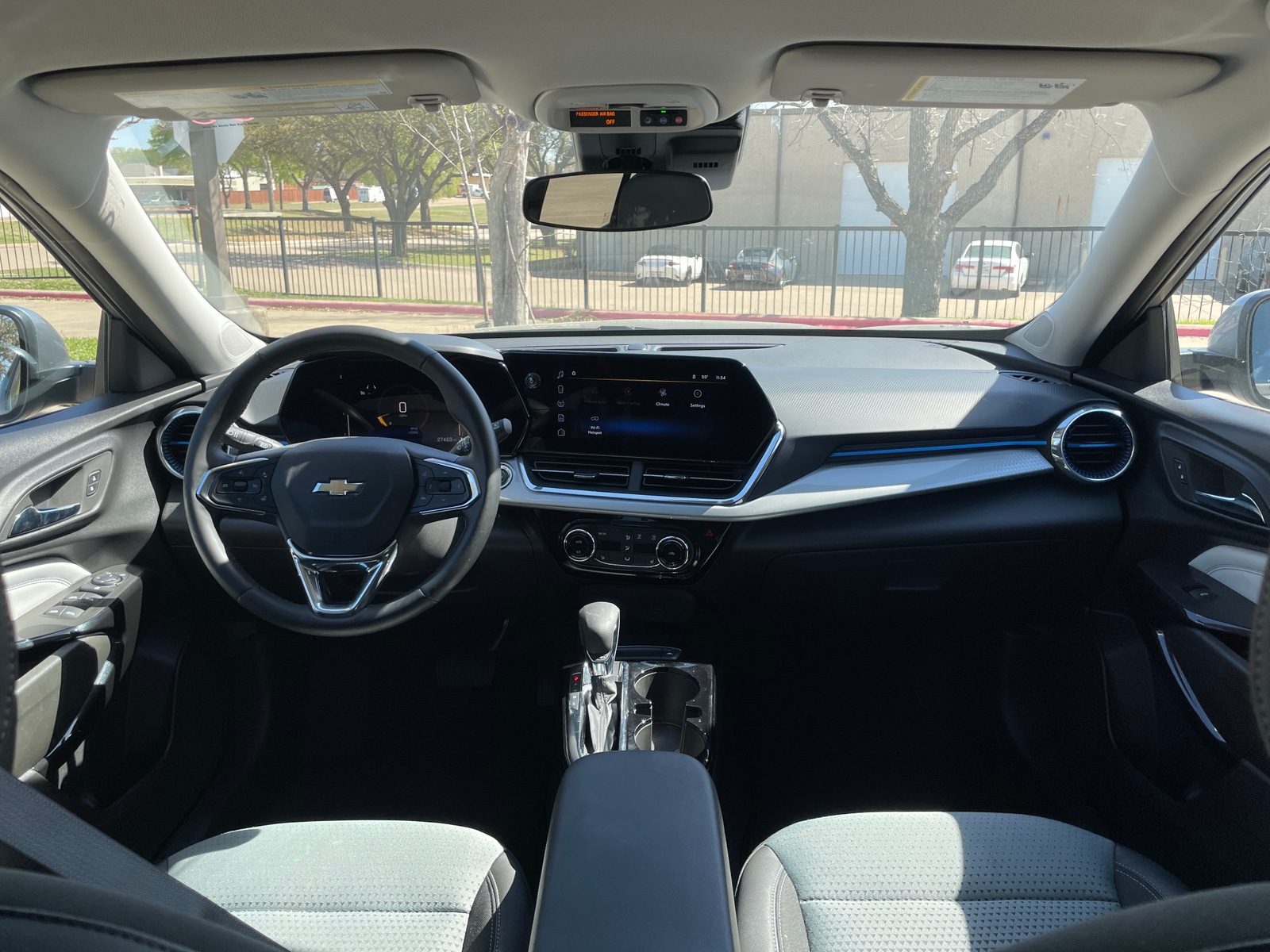 Thumbnail: 2025 Chevrolet Trax - 3