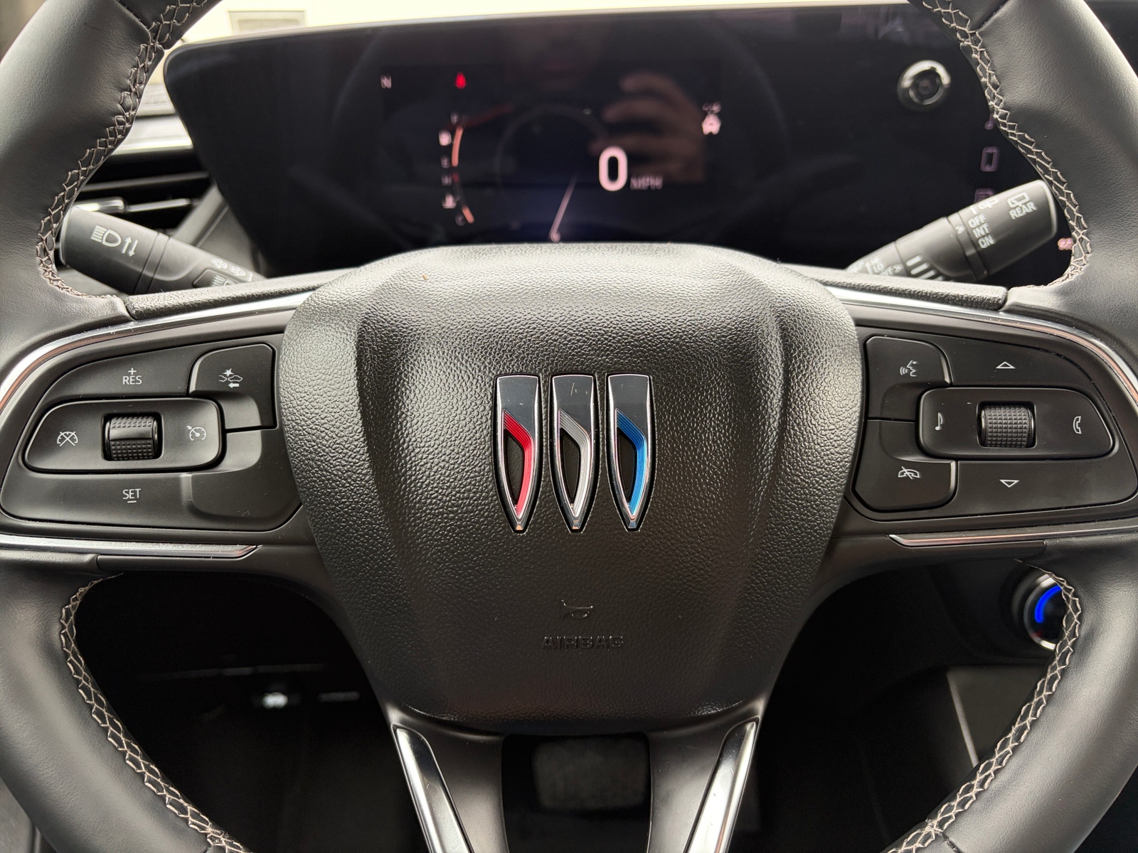 Thumbnail: 2025 Buick Encore GX - 5