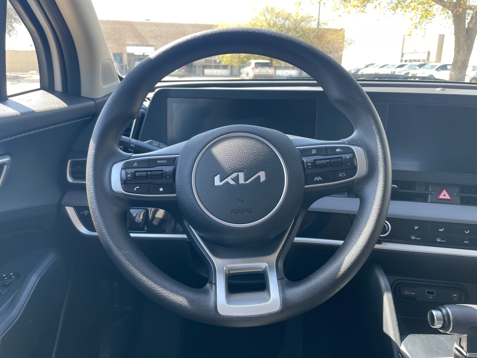 Thumbnail: 2025 Kia Sportage - 5