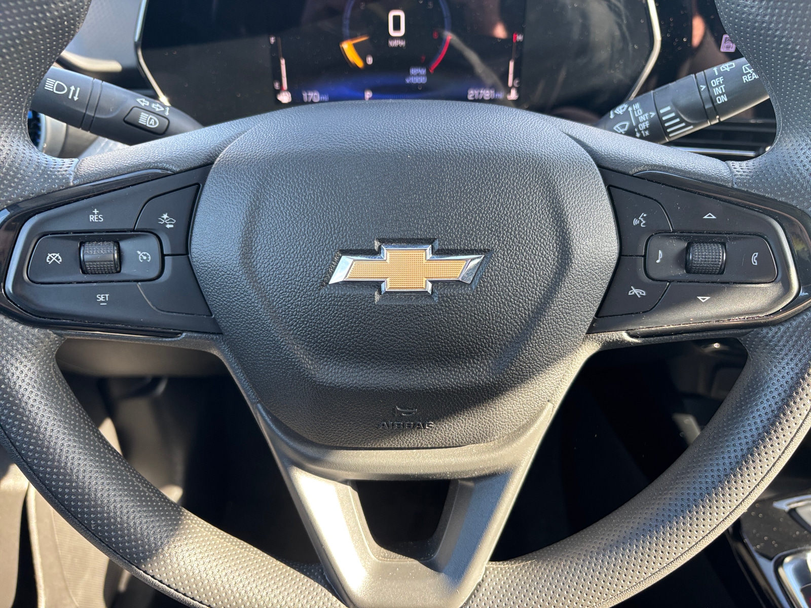 Thumbnail: 2025 Chevrolet Trax - 5