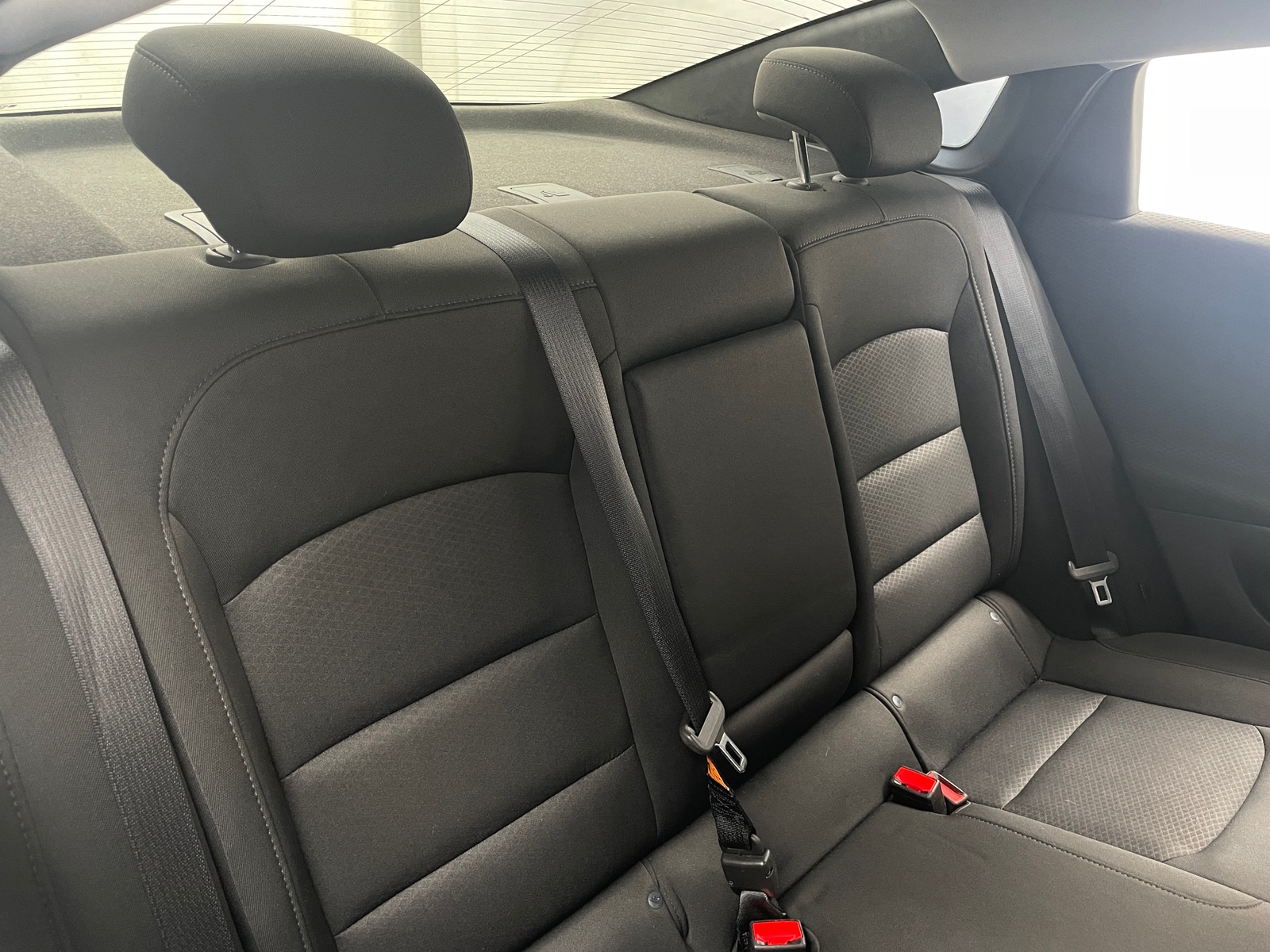 Thumbnail: 2018 Chevrolet Malibu - 6