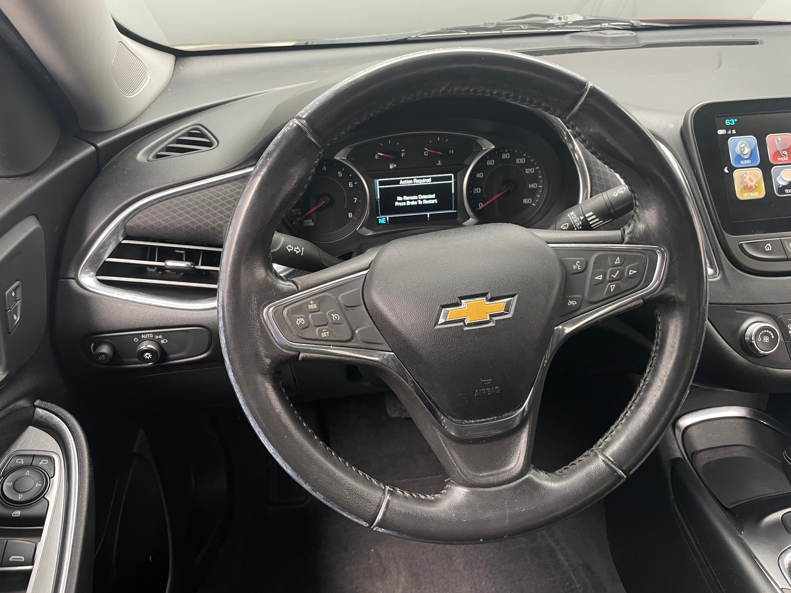 Thumbnail: 2018 Chevrolet Malibu - 5