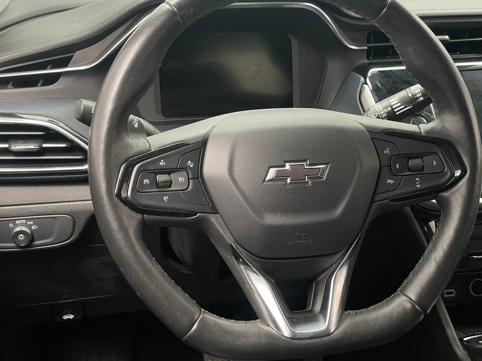 Thumbnail: 2022 Chevrolet Bolt EUV - 4