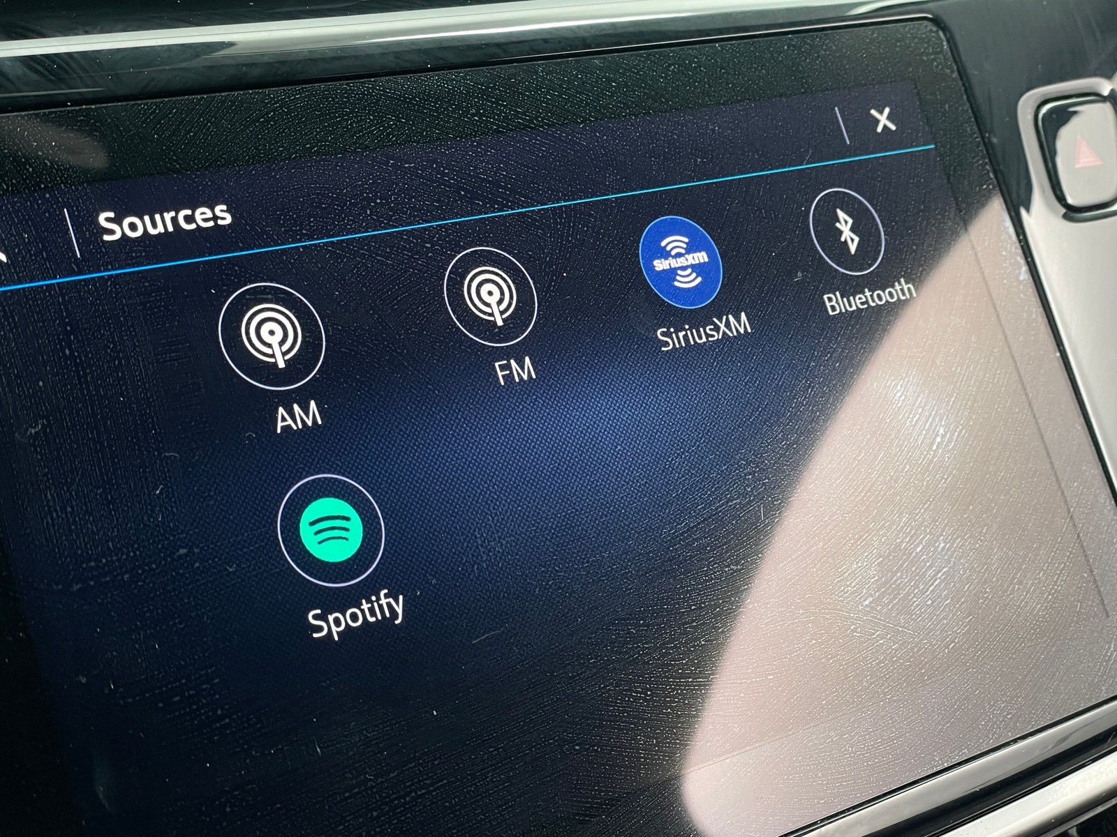 Thumbnail: 2022 Chevrolet Bolt EUV - 3