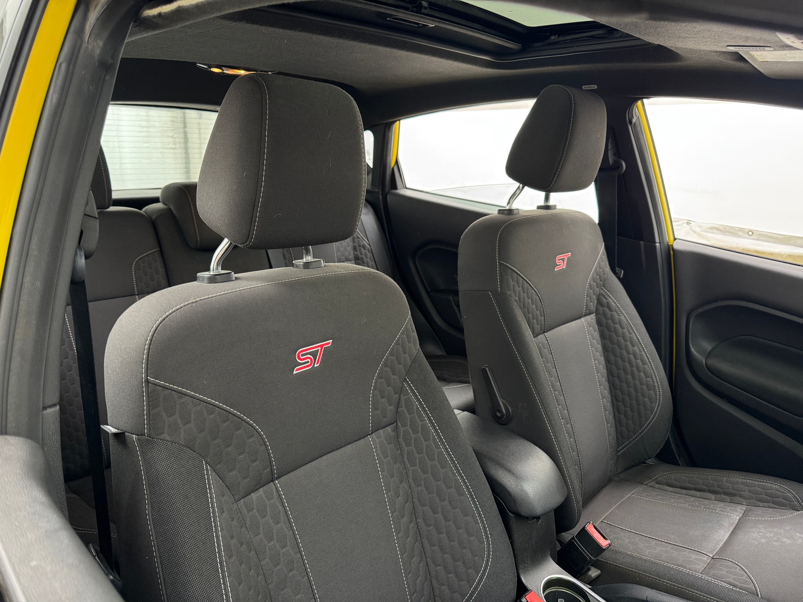 Thumbnail: 2016 Ford Fiesta - 2