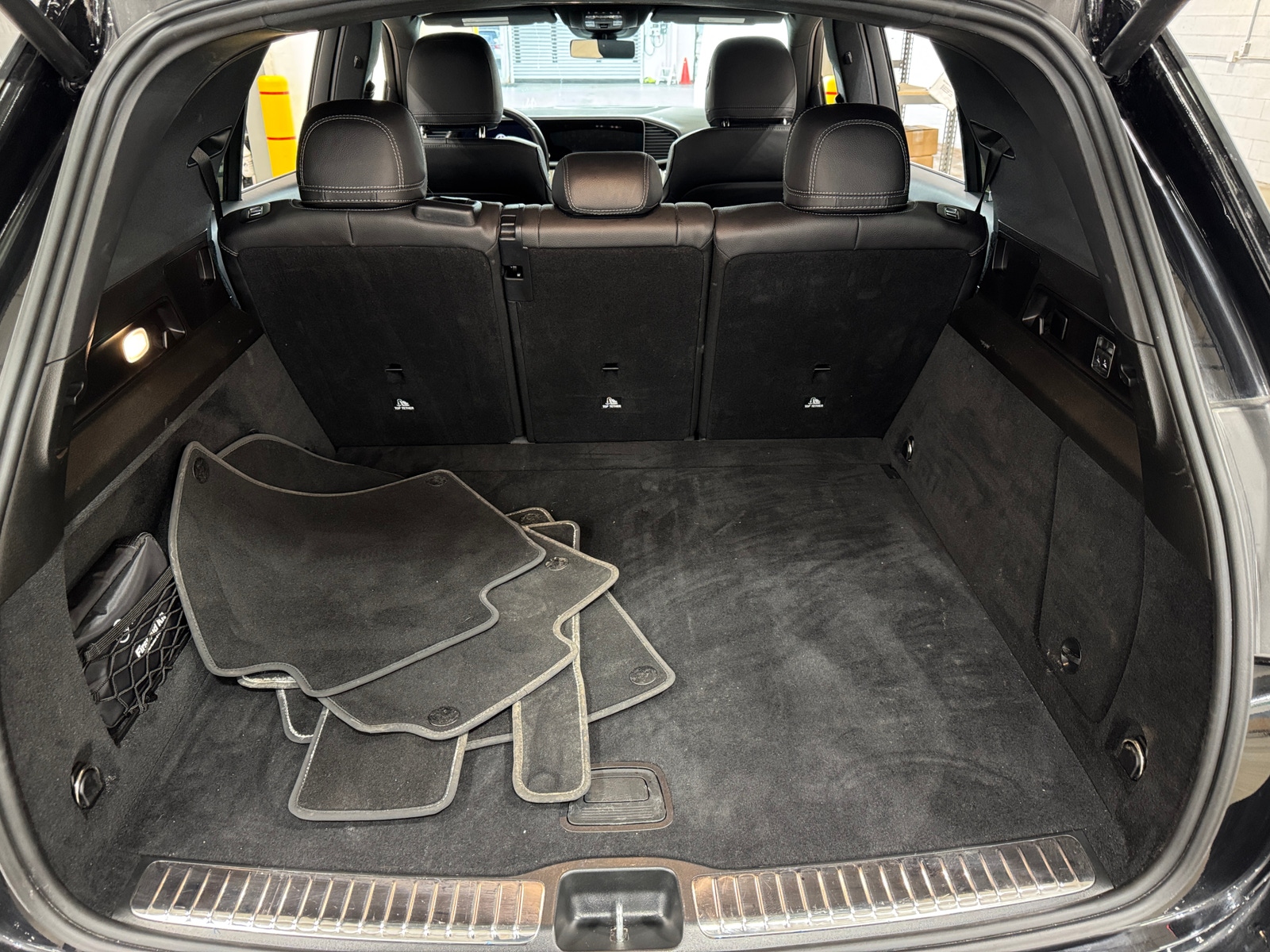 Thumbnail: 2025 Mercedes-Benz GLE - 6