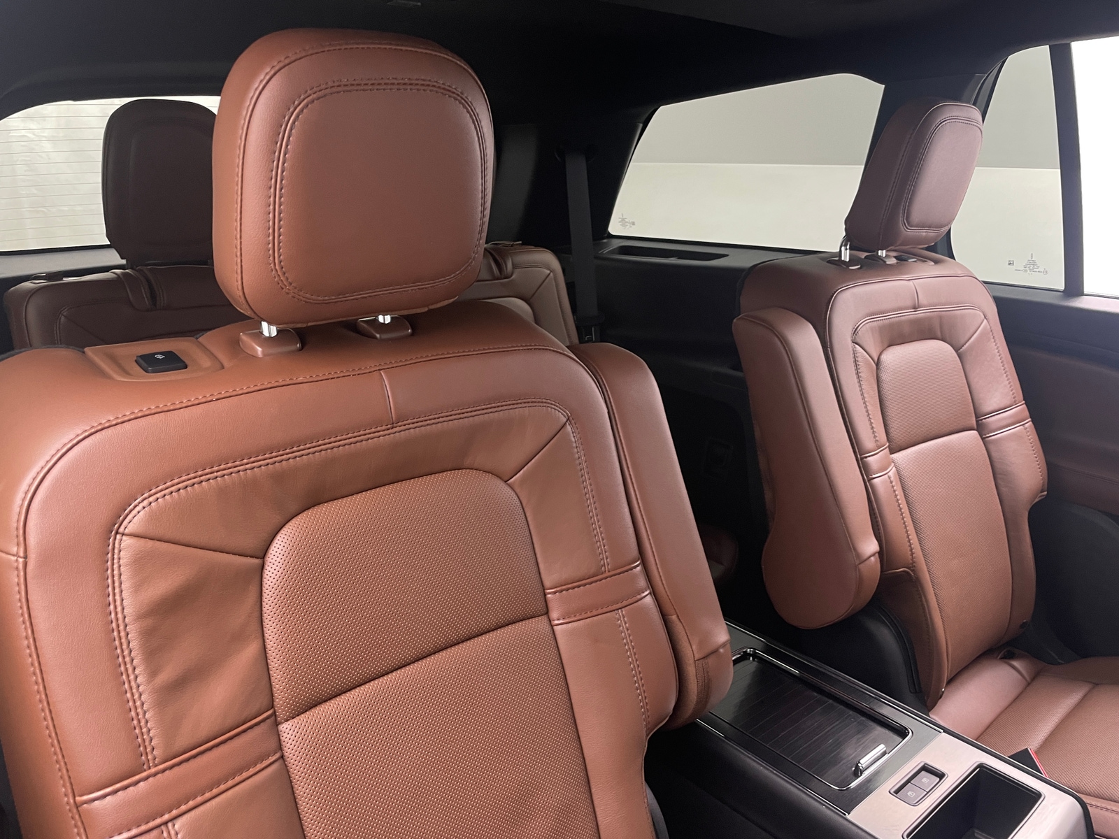 Thumbnail: 2024 Lincoln Aviator - 5