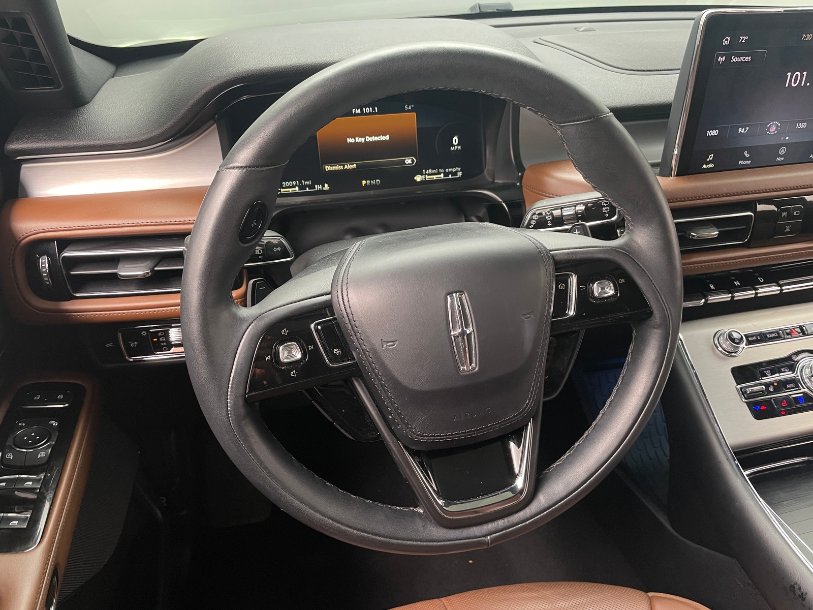 Thumbnail: 2024 Lincoln Aviator - 4