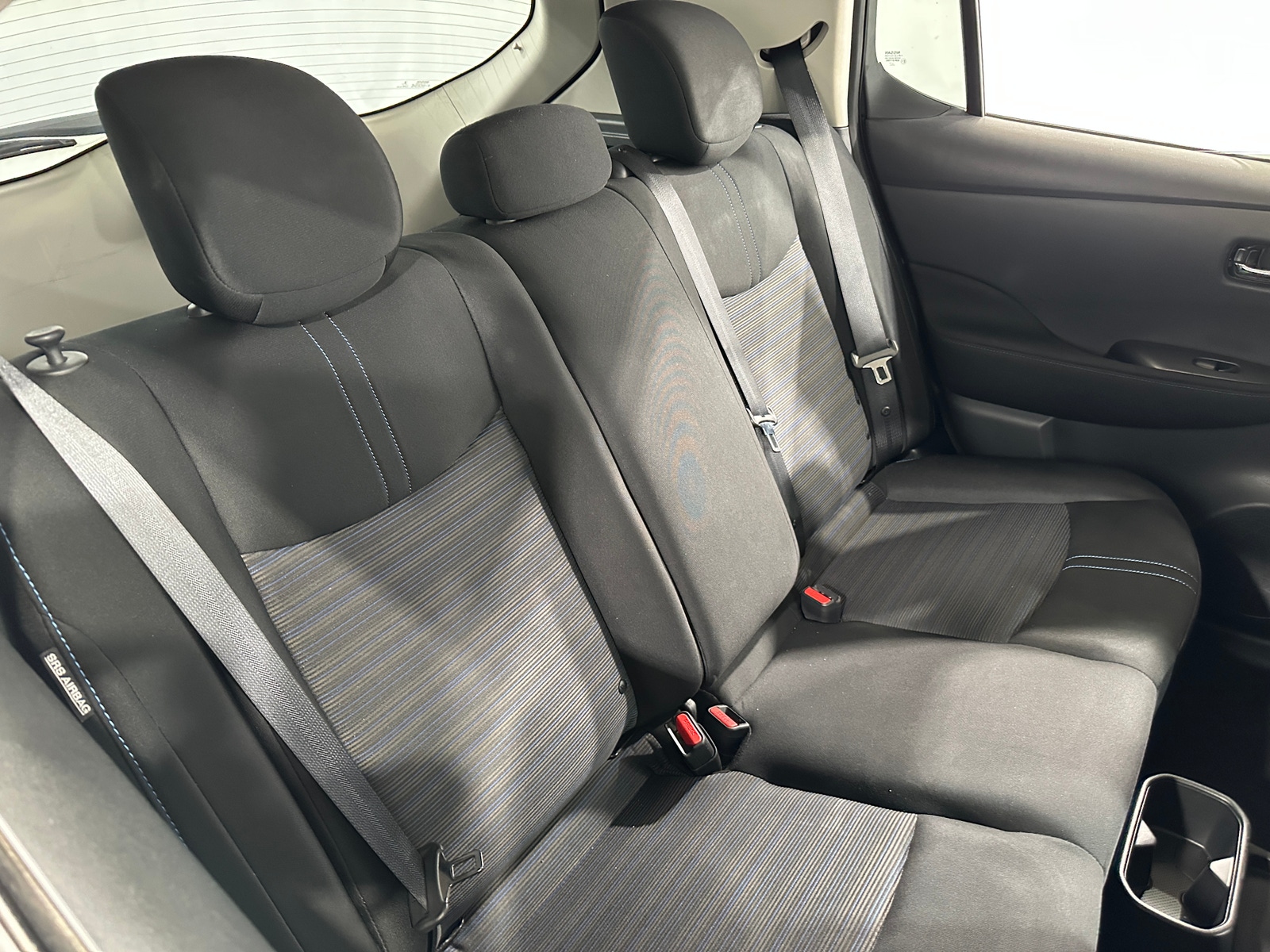 Thumbnail: 2023 Nissan Leaf - 6