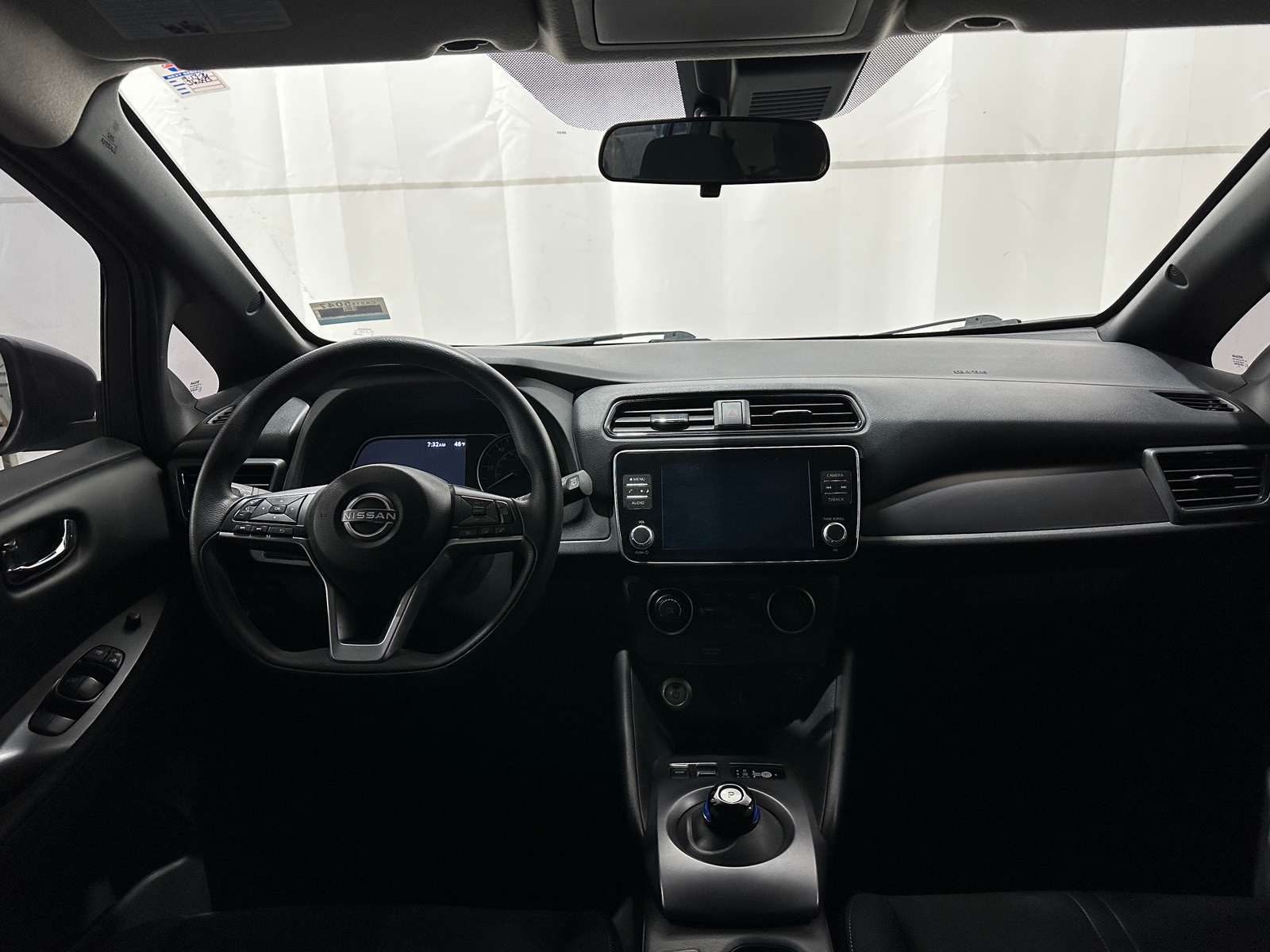 Thumbnail: 2023 Nissan Leaf - 3