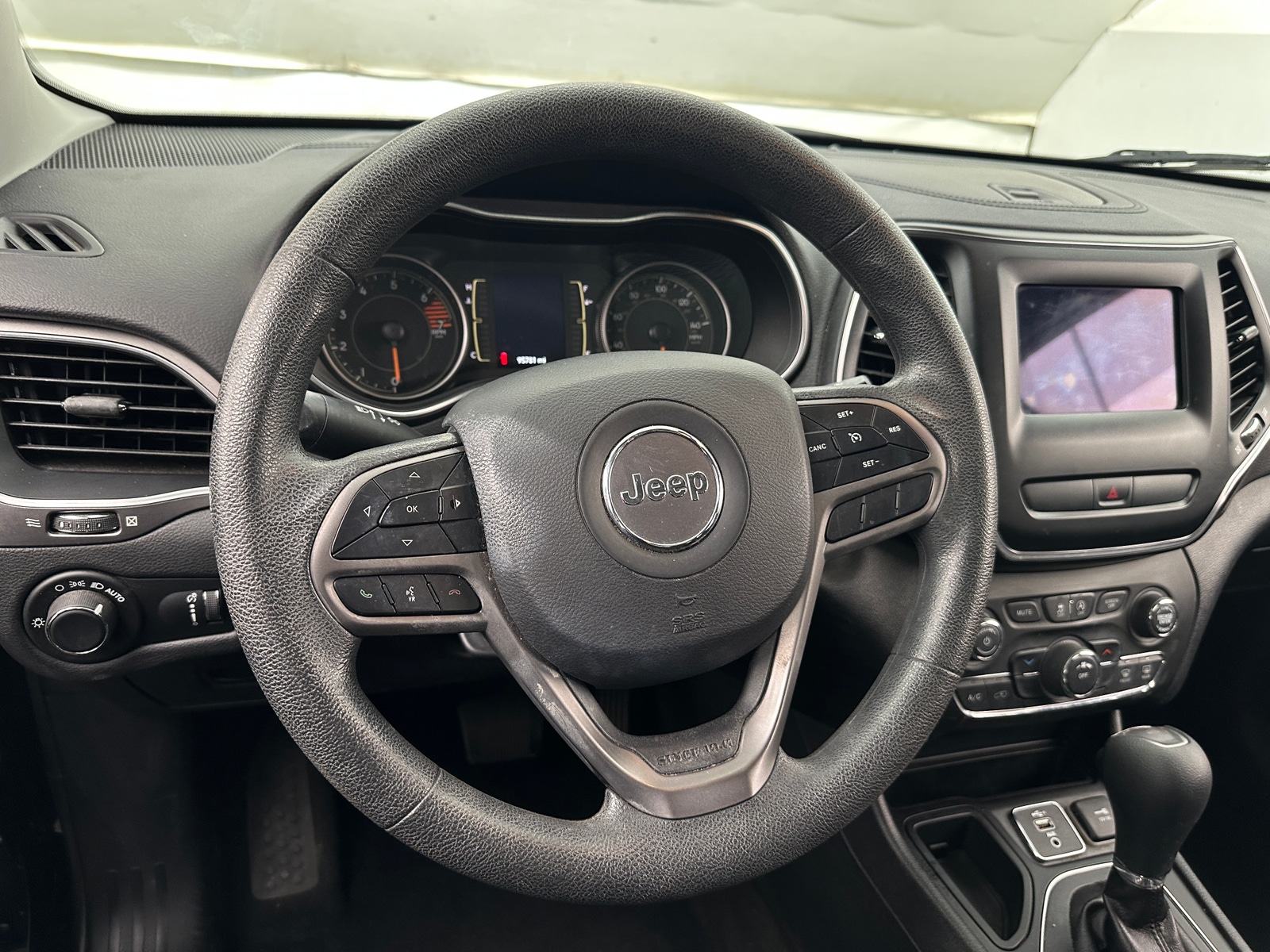 Thumbnail: 2020 Jeep Cherokee - 5