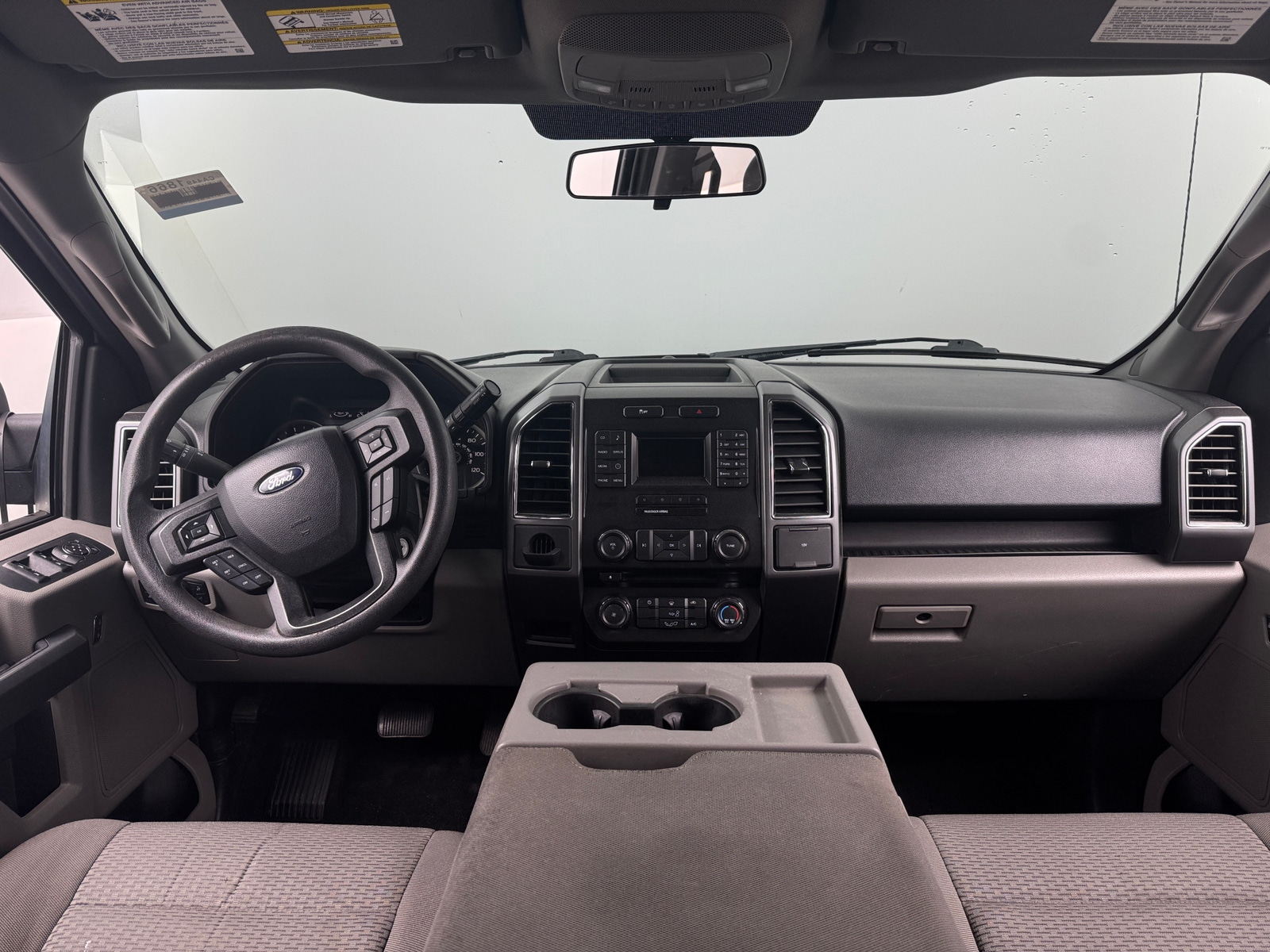 Thumbnail: 2017 Ford Econoline - 3