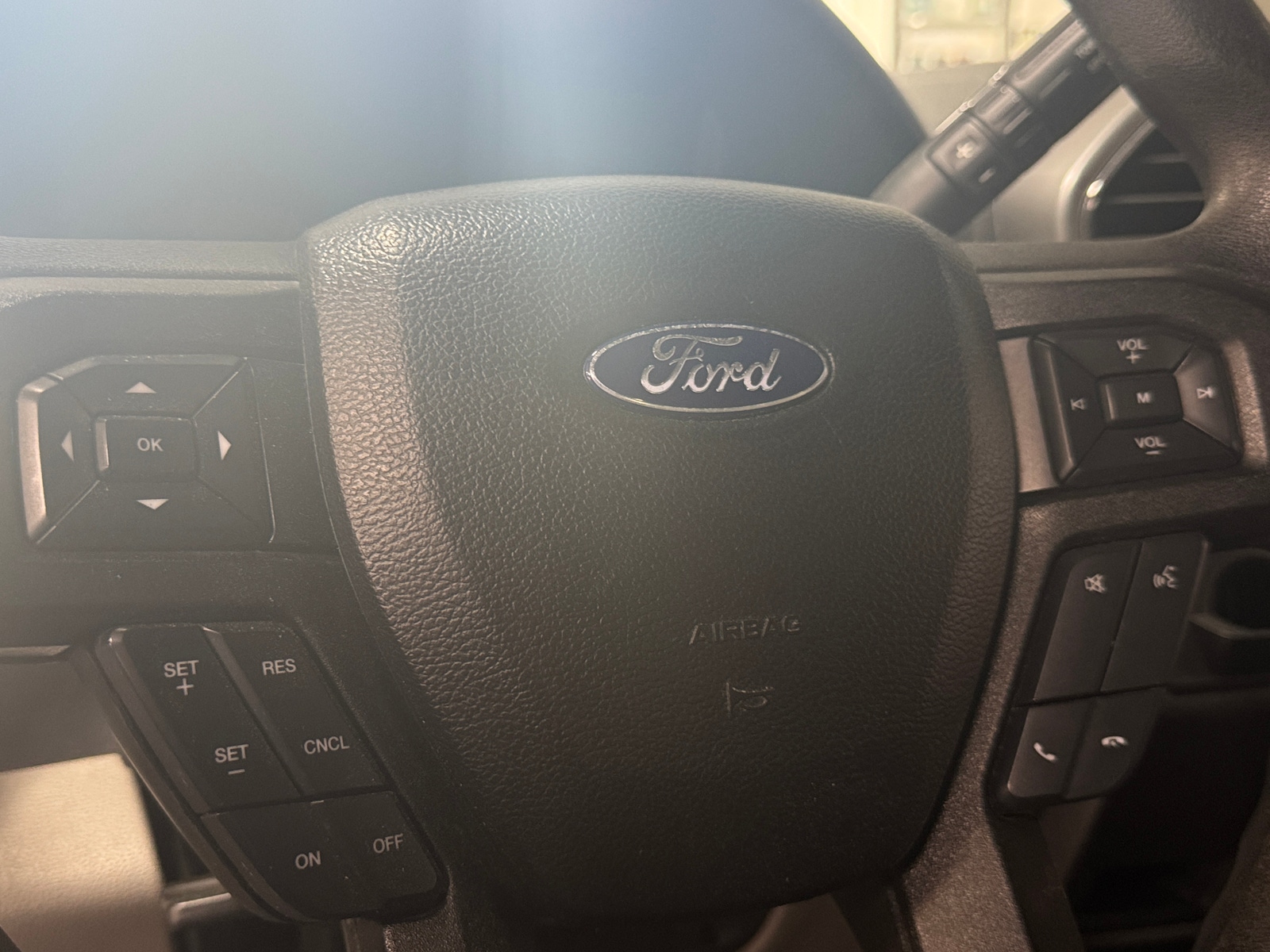 Thumbnail: 2017 Ford Econoline - 5