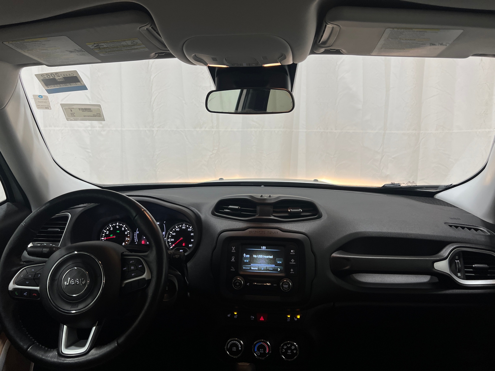 Thumbnail: 2017 Jeep Renegade - 3