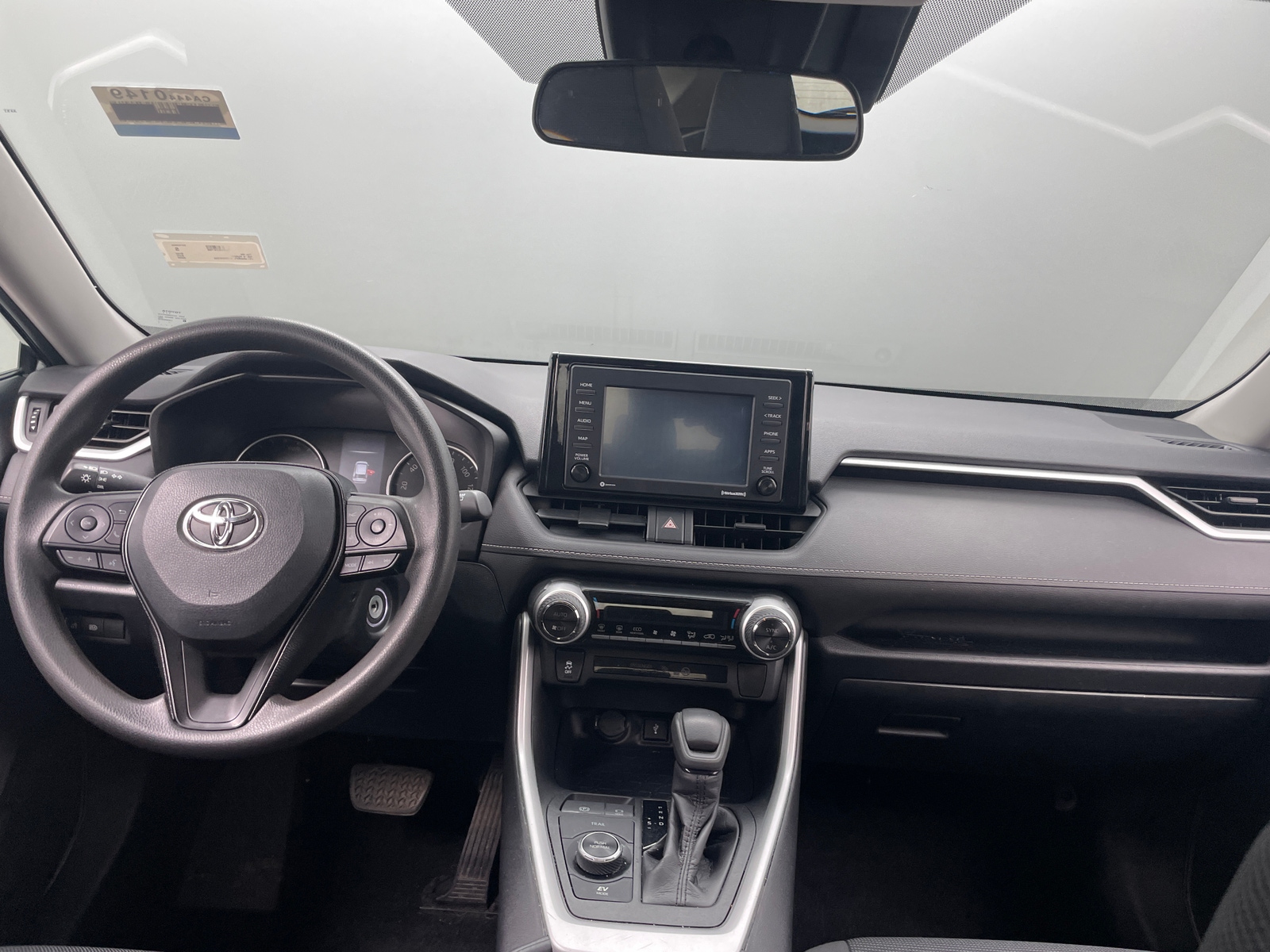 Thumbnail: 2020 Toyota RAV4 - 3