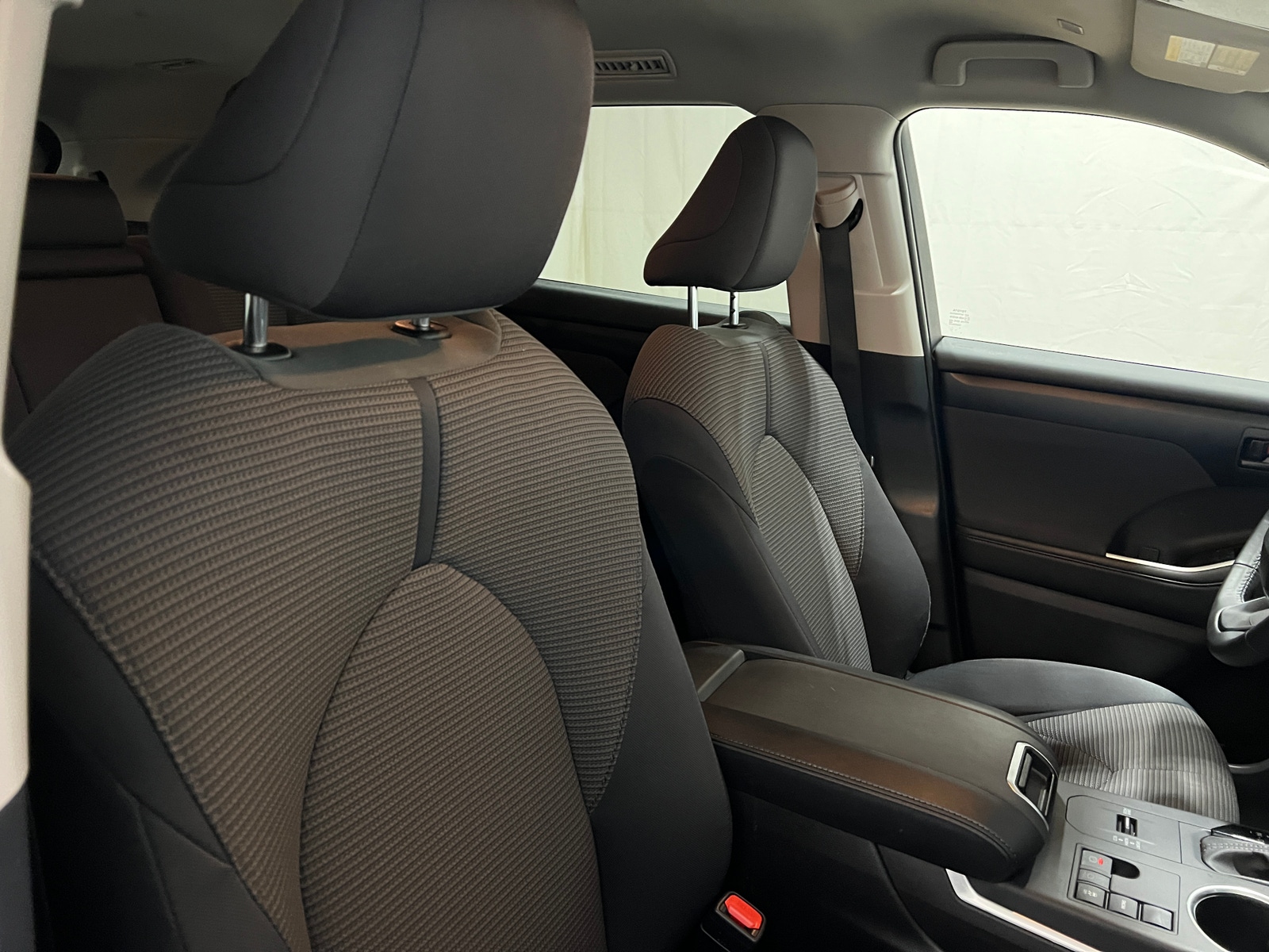 Thumbnail: 2025 Toyota Highlander - 2