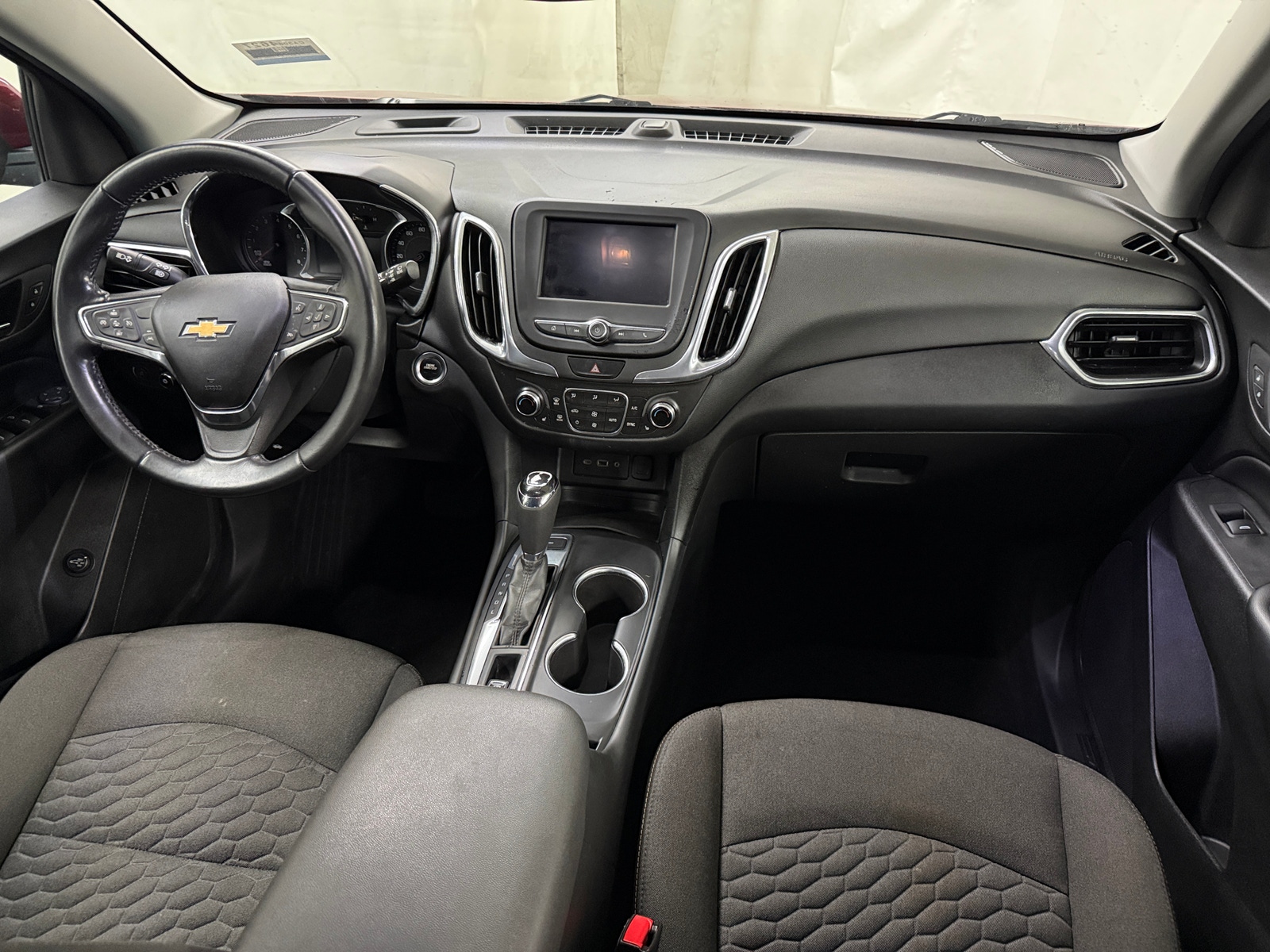 Thumbnail: 2020 Chevrolet Equinox - 3