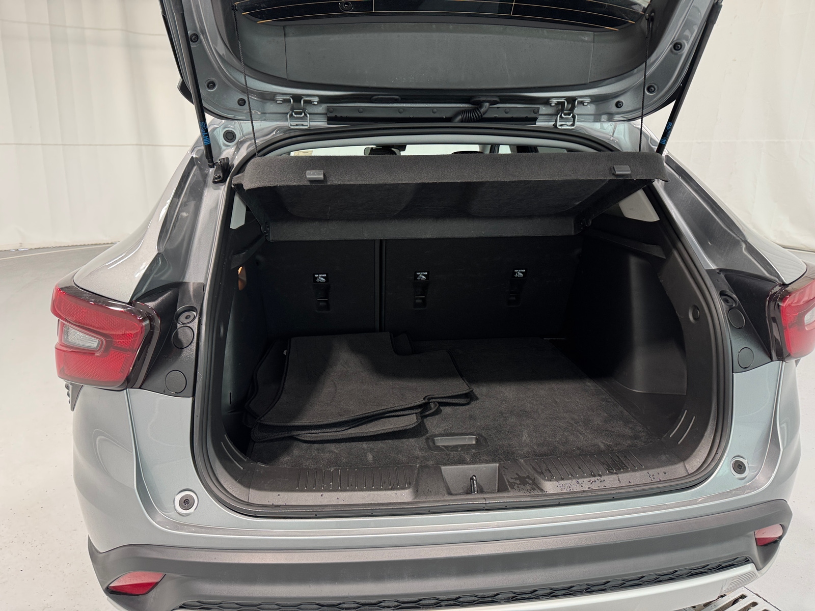 Thumbnail: 2025 Chevrolet Trax - 7