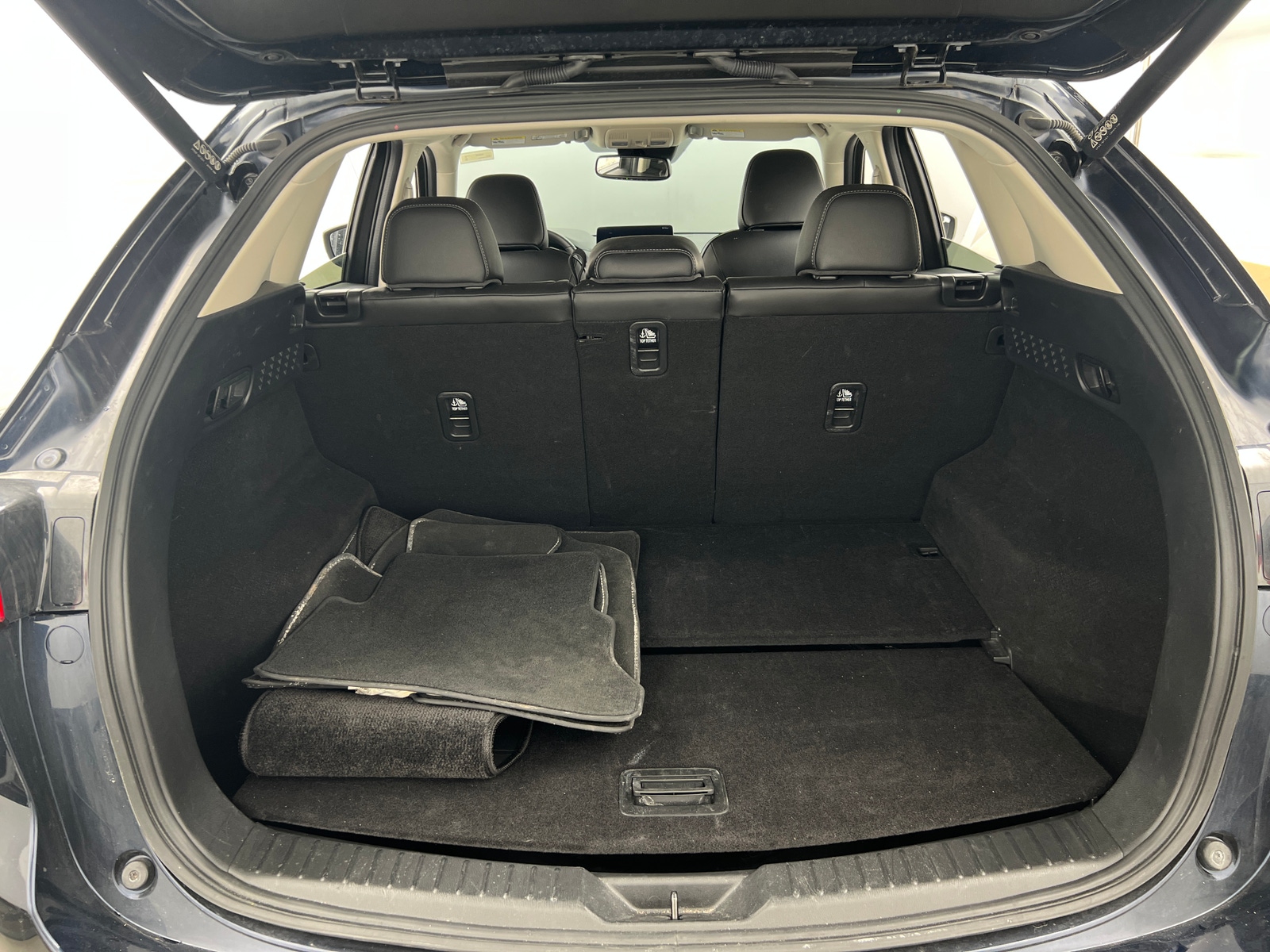 Thumbnail: 2025 Mazda CX-5 - 6