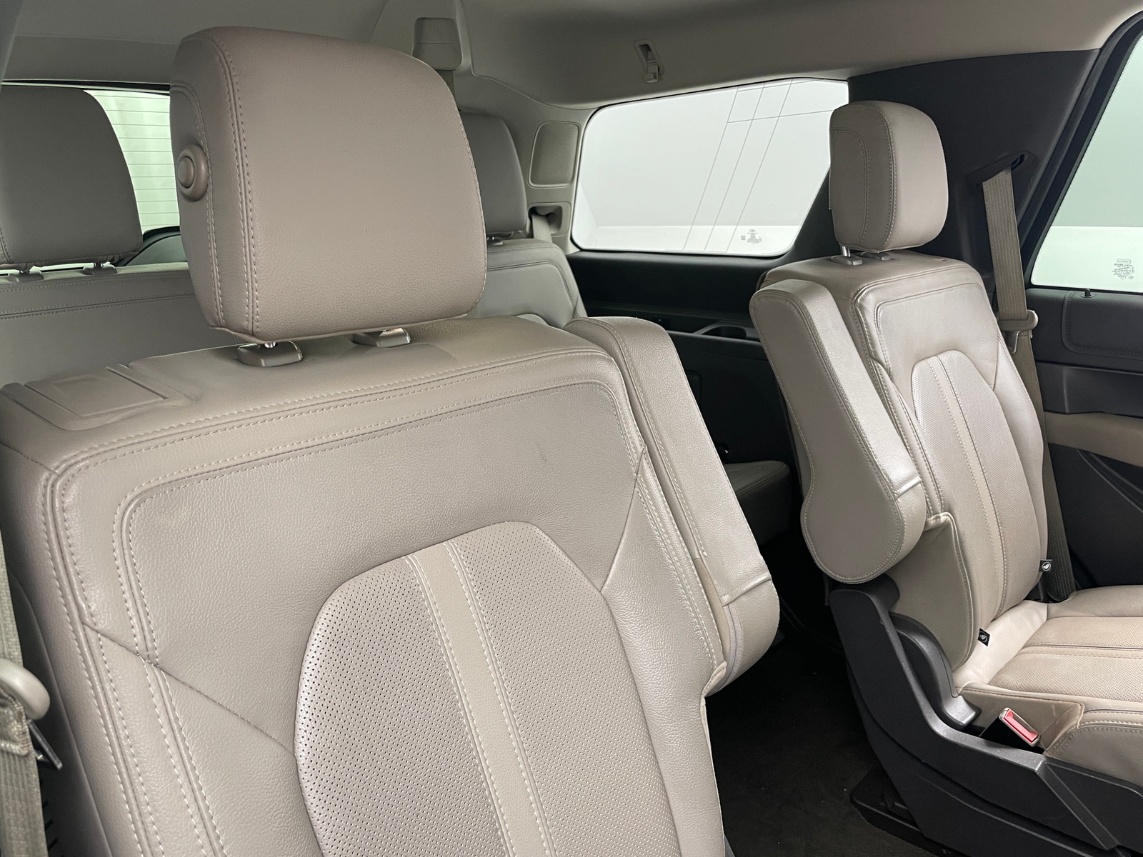 Thumbnail: 2019 Ford Expedition - 5