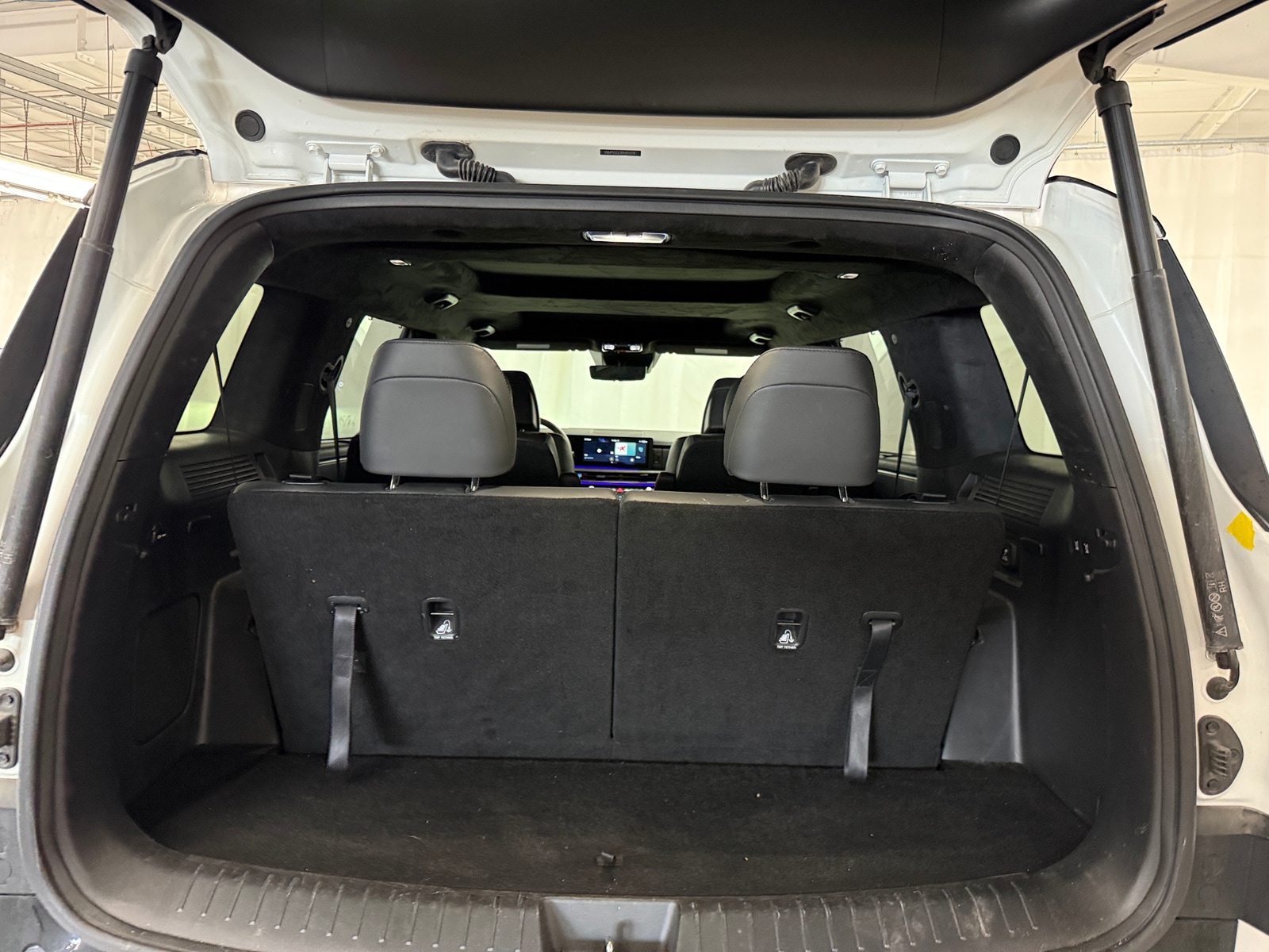 Thumbnail: 2024 Hyundai Santa Fe - 6