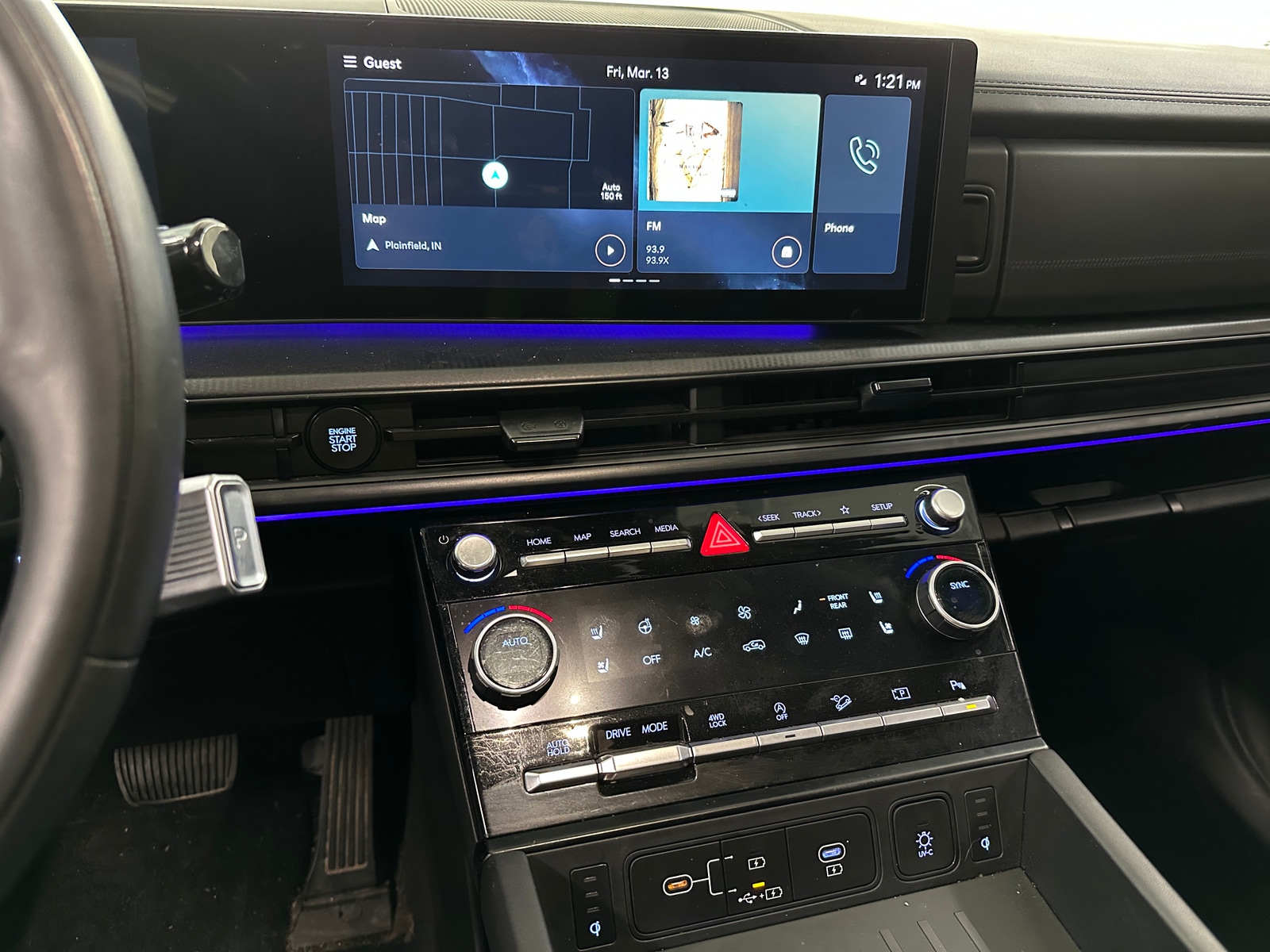 Thumbnail: 2024 Hyundai Santa Fe - 3