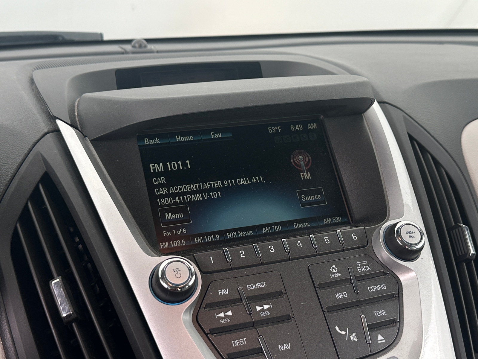 Thumbnail: 2015 Chevrolet Equinox - 3