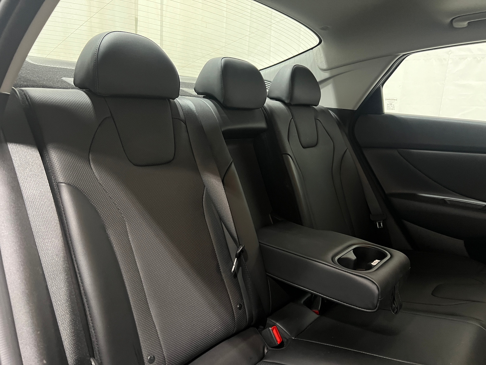 Thumbnail: 2023 Hyundai Elantra - 5