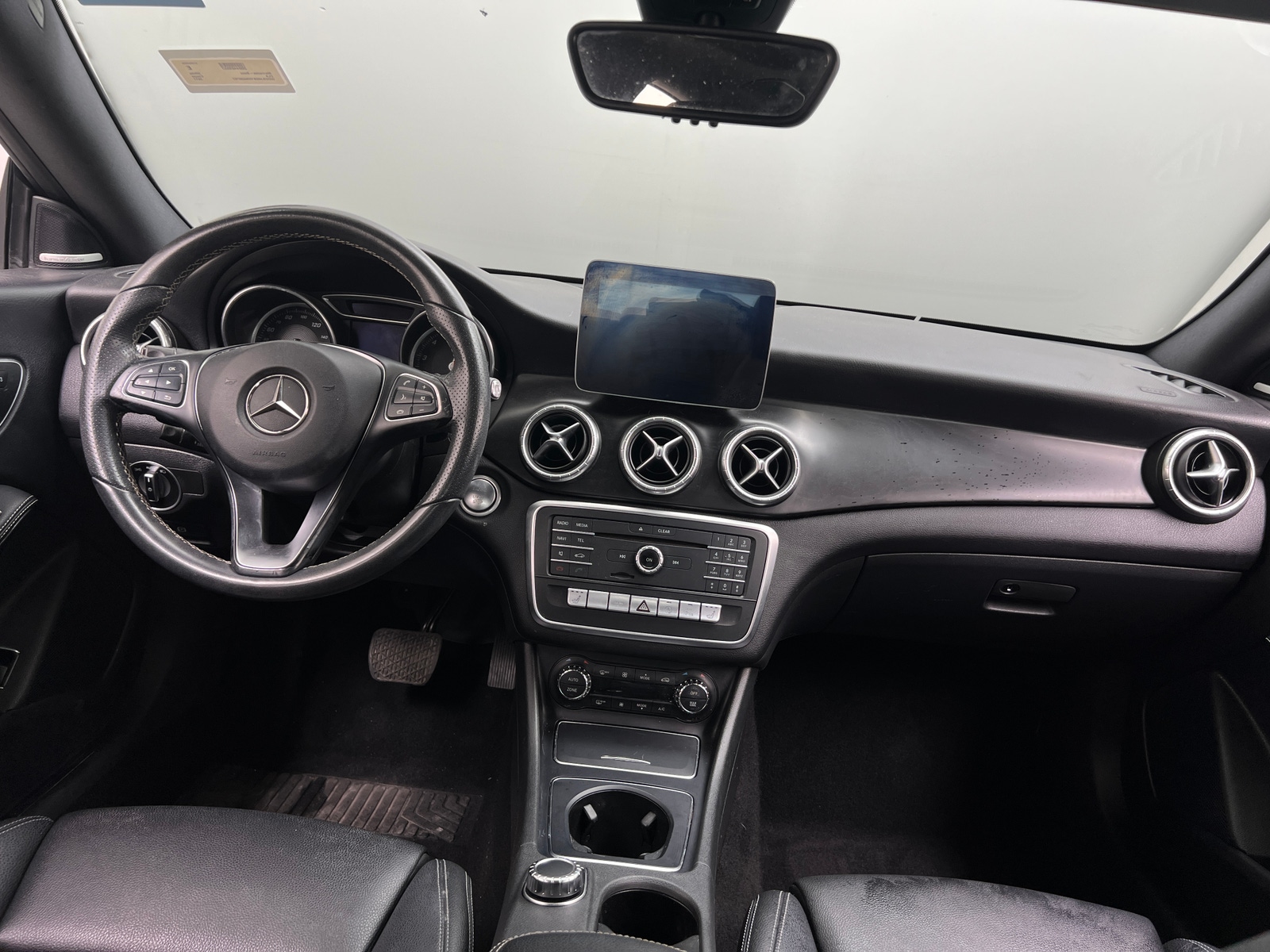 Thumbnail: 2017 Mercedes-Benz CLA - 2