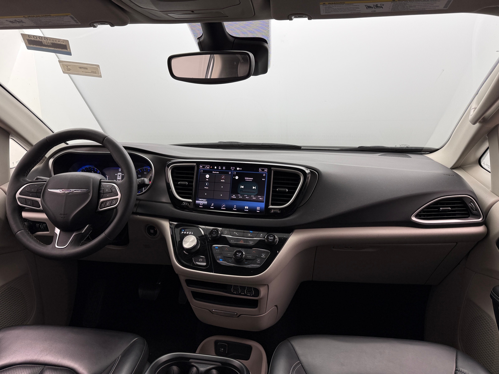 Thumbnail: 2023 Chrysler Pacifica - 2